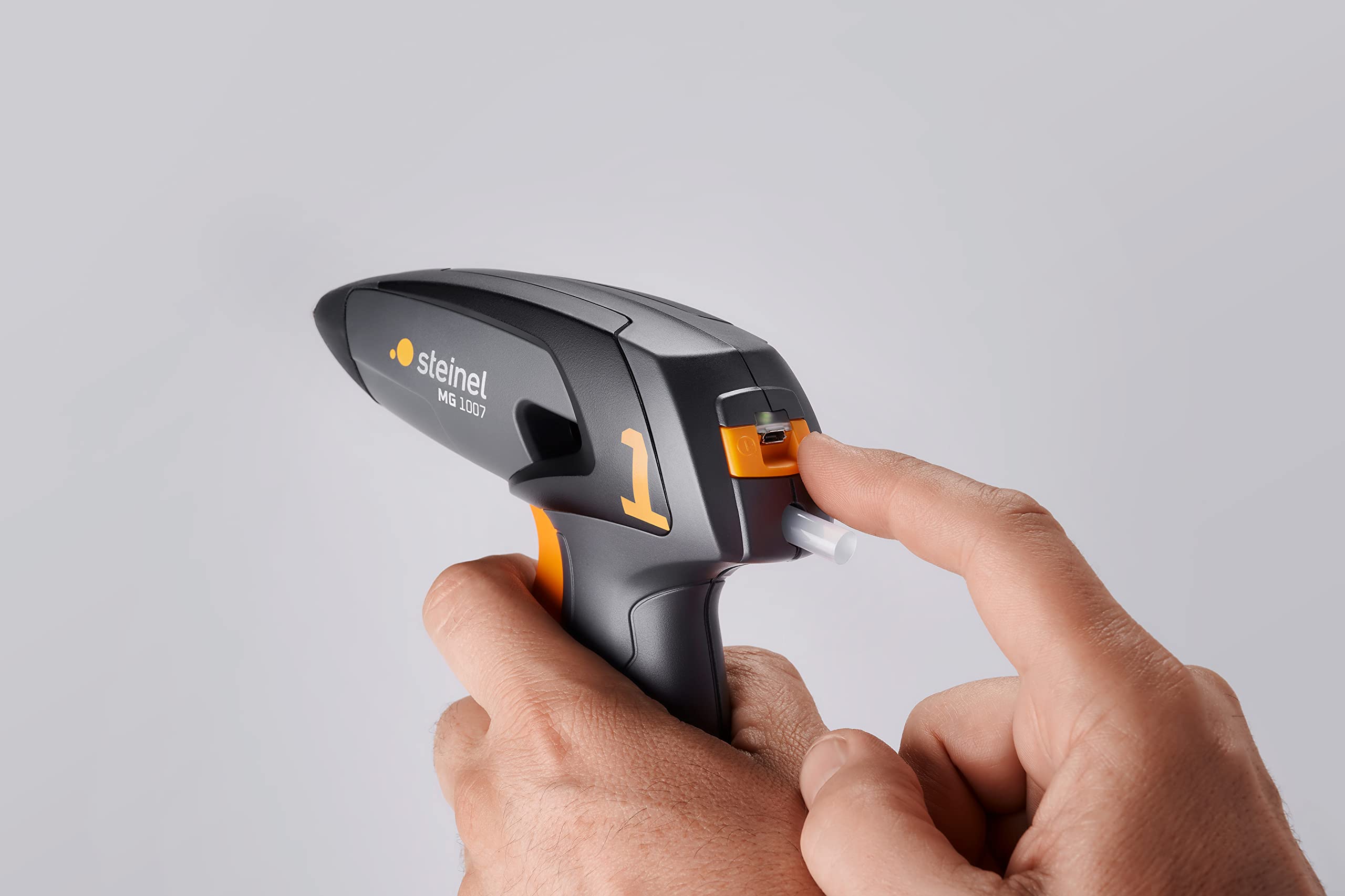 Steinel MobileGlue 1007 pistola per colla a batteria | pistola per colla, a batteria, incl. 3 stick di colla da 7 mm, per lavori di bricolage e decorazione