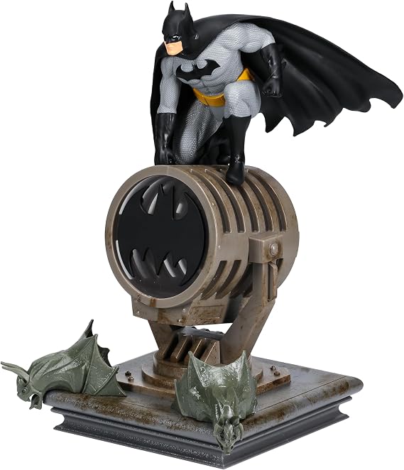 Paladone Batman Figurine Light - Officially Licensed DC Super Heroes Decor and Gift, Collectible Display Lamp Must Have for DC Comic Fans, USB Powered 27 LED Light