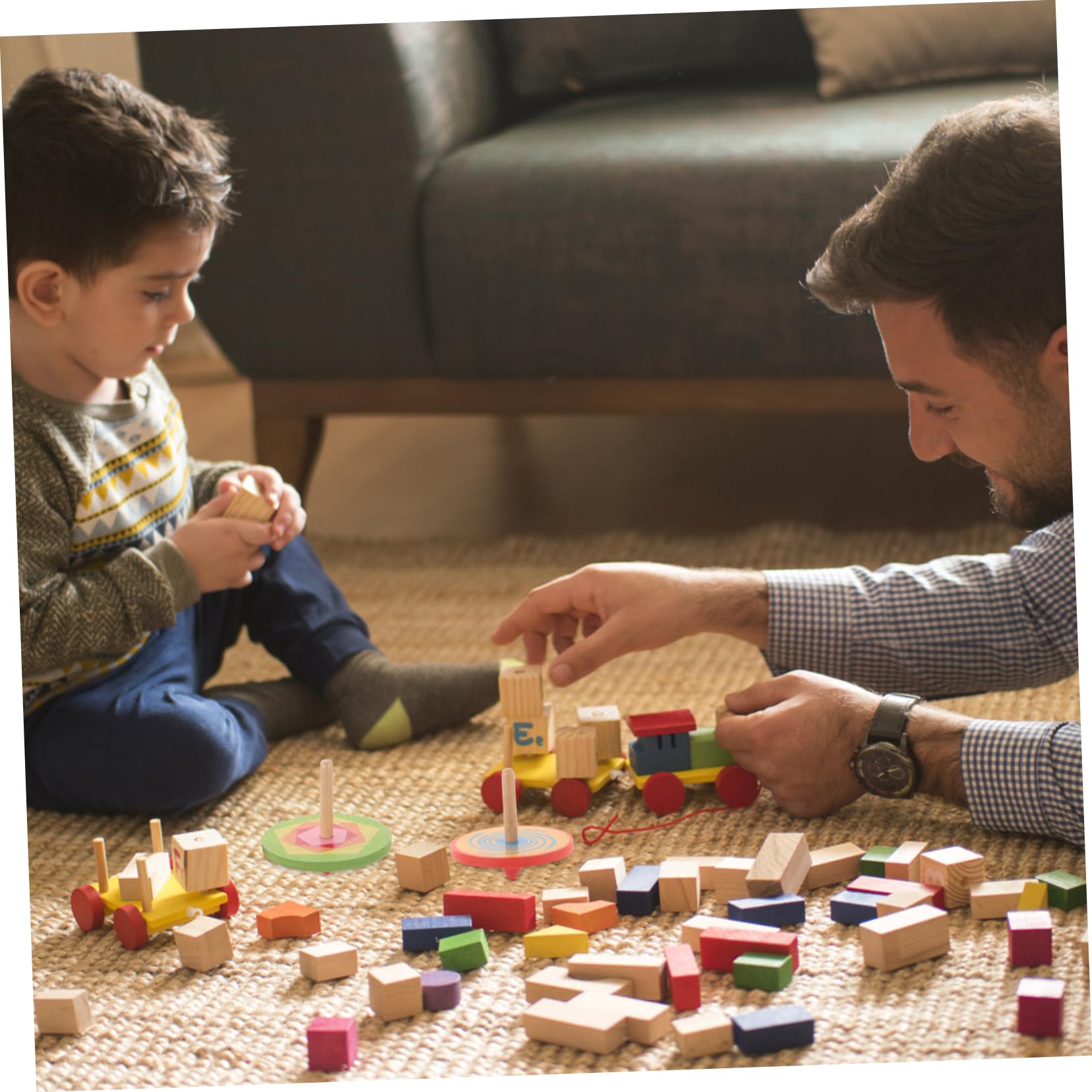 FELTECHELECTR 4 Pack Wooden Spinning Toys for Boys and Girls Wooden Tops Spinning Games Paint Hand-Eye Coordination Cognitive Development Fun Toys Random