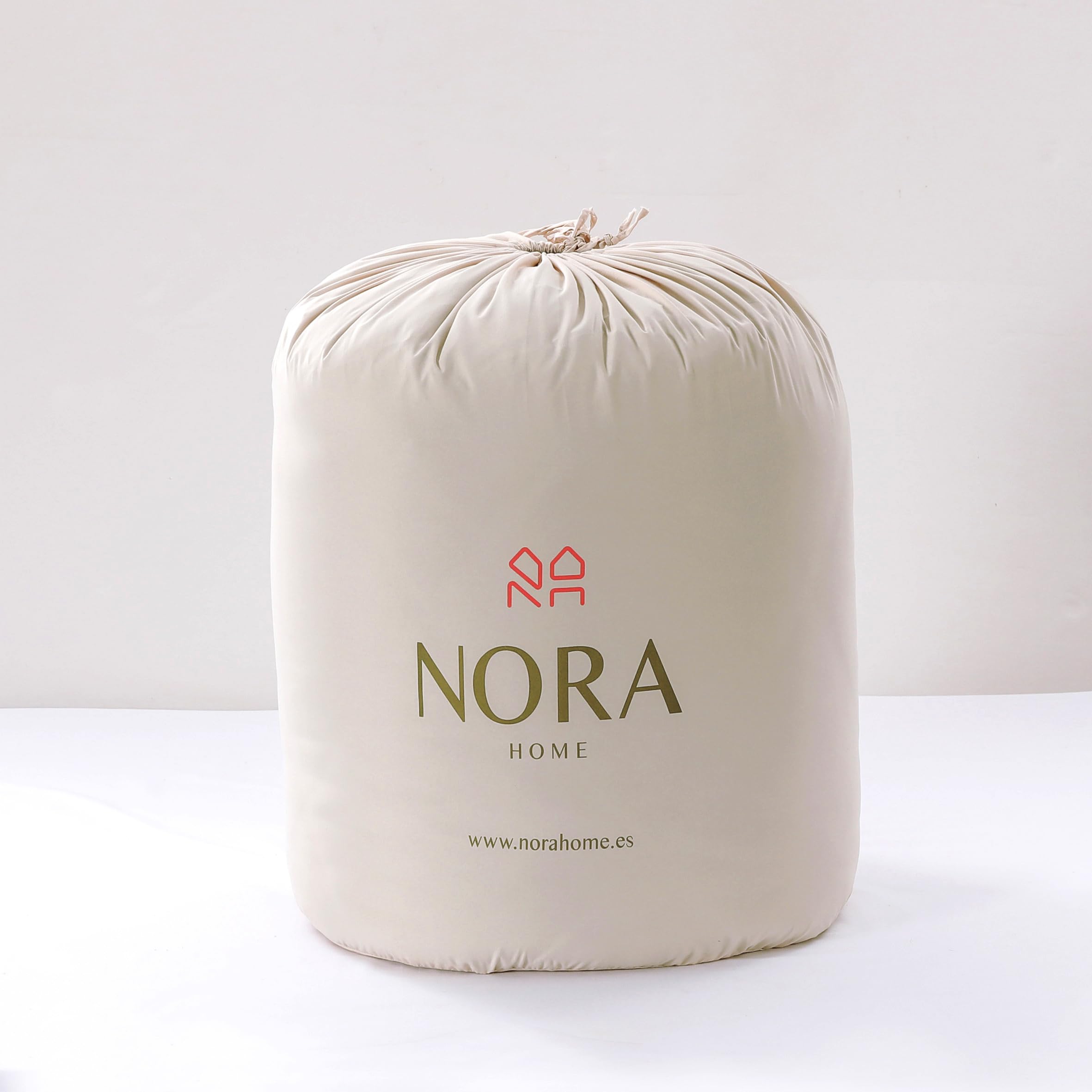 NORA HOME Edredon Cama 150 Beige Reversible. Nivel Térmico Muy Alto 4.5/5. 400 gr/m² Fibra 3D. Antiácaros. Antibacterias. Relleno Nordico Invierno 250x260. Certificado Oeko-Tex - Bicolor