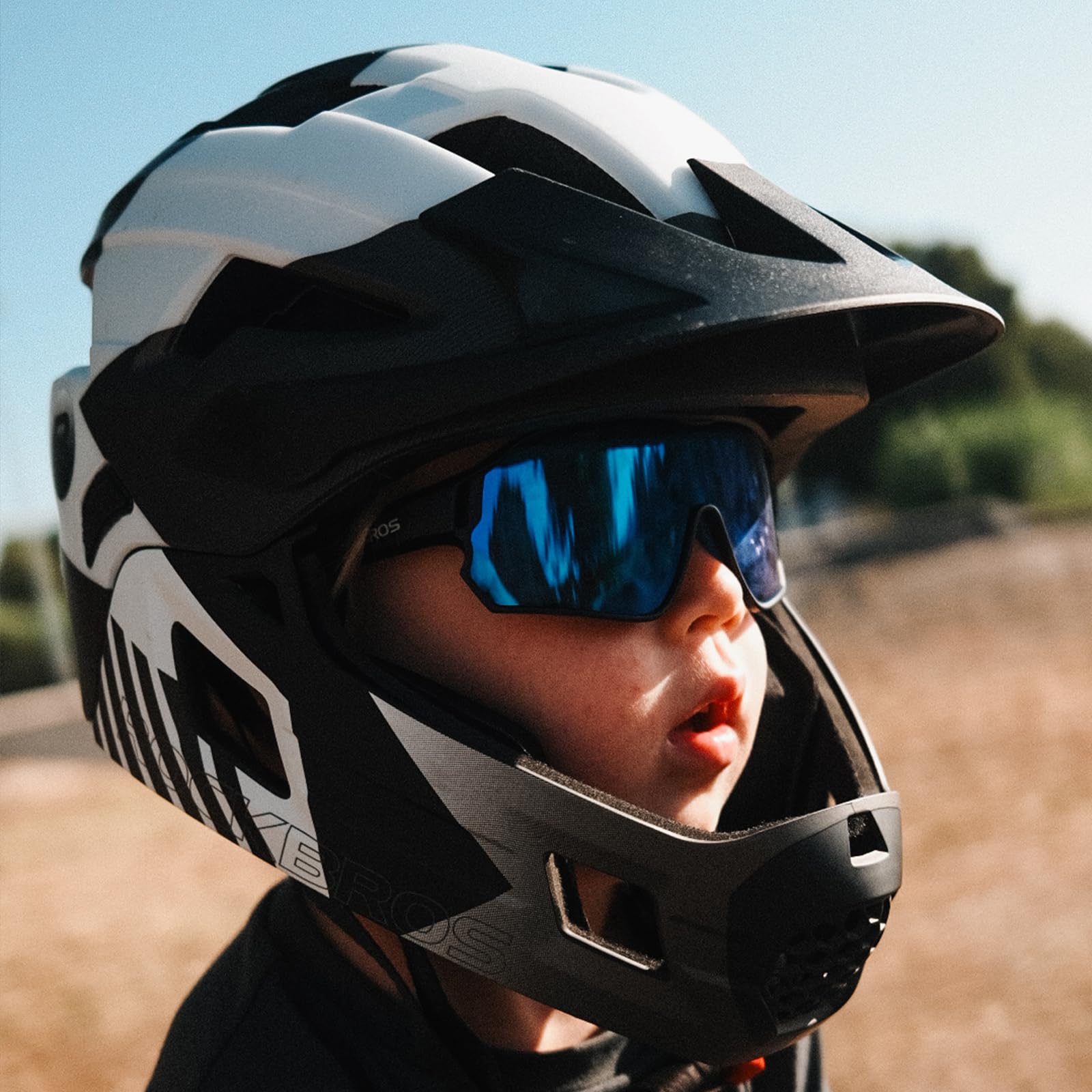 ROCKBROS Fahrradbrille Set Selbsttönende und Polarisierte Sportbrille Jugendliche Sonnenbrille Kinder Radbrille UV400 Schutz Fahrrad mit TR90 Rahmen