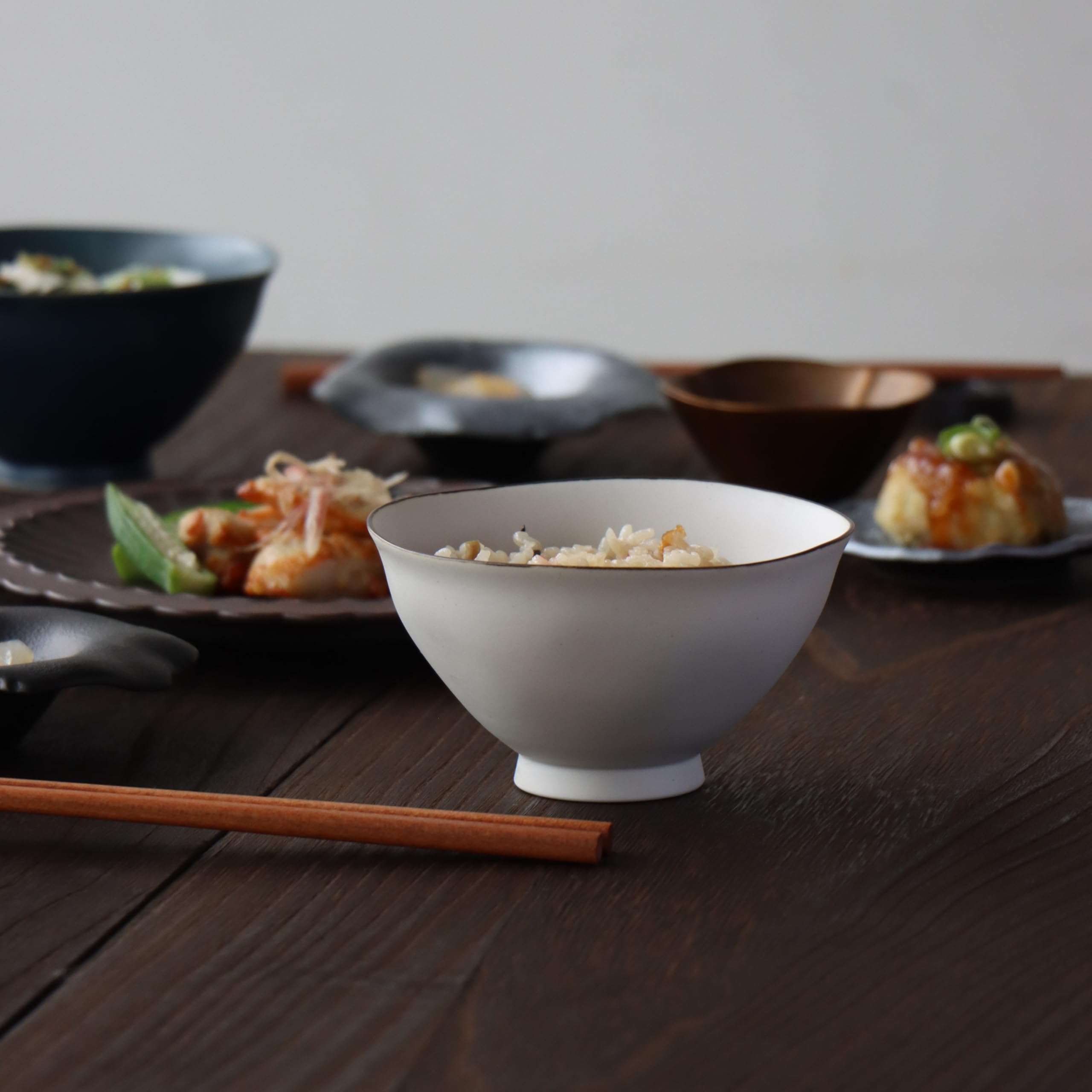 有田焼 お茶碗 ご飯茶碗 ミスト錆 軽量 小さめ 陶器 和風 シンプル おしゃれ 日本製 (ミスト錆)