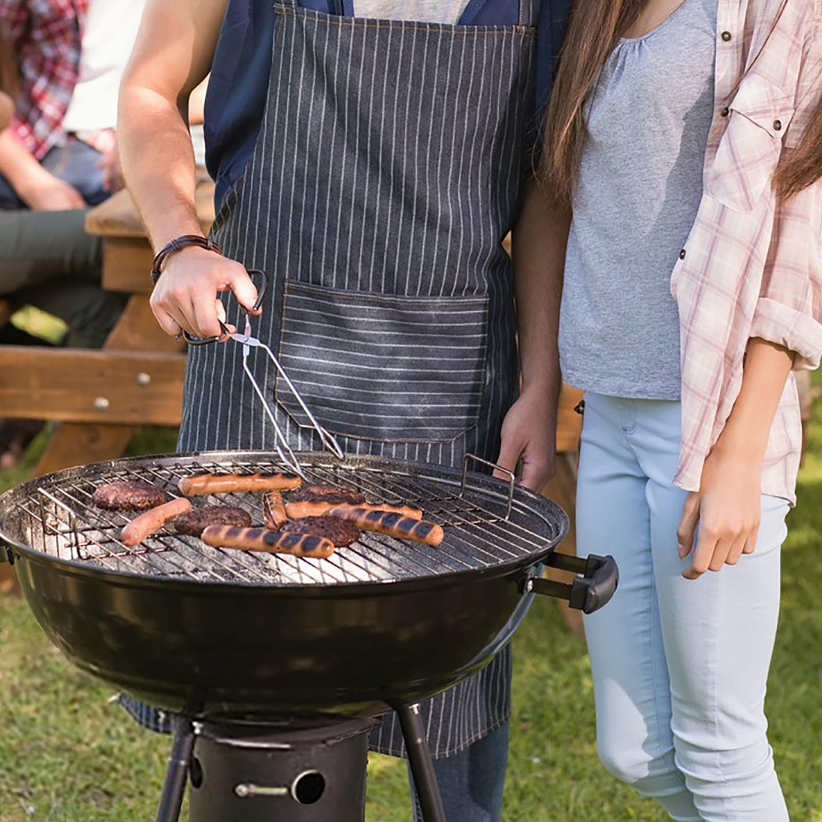 Spazzola professionale per barbecue con spugna in tessuto resistente al calore. Pratico detergente per griglia per la ruggine. Spazzola per la pulizia della ruggine con materiali resistenti al
