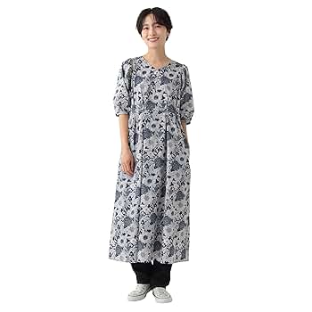 【週末値下】Vネックワンピースリバティプリント 週末値下】Vネックワンピースリバティプリント - メルカリ