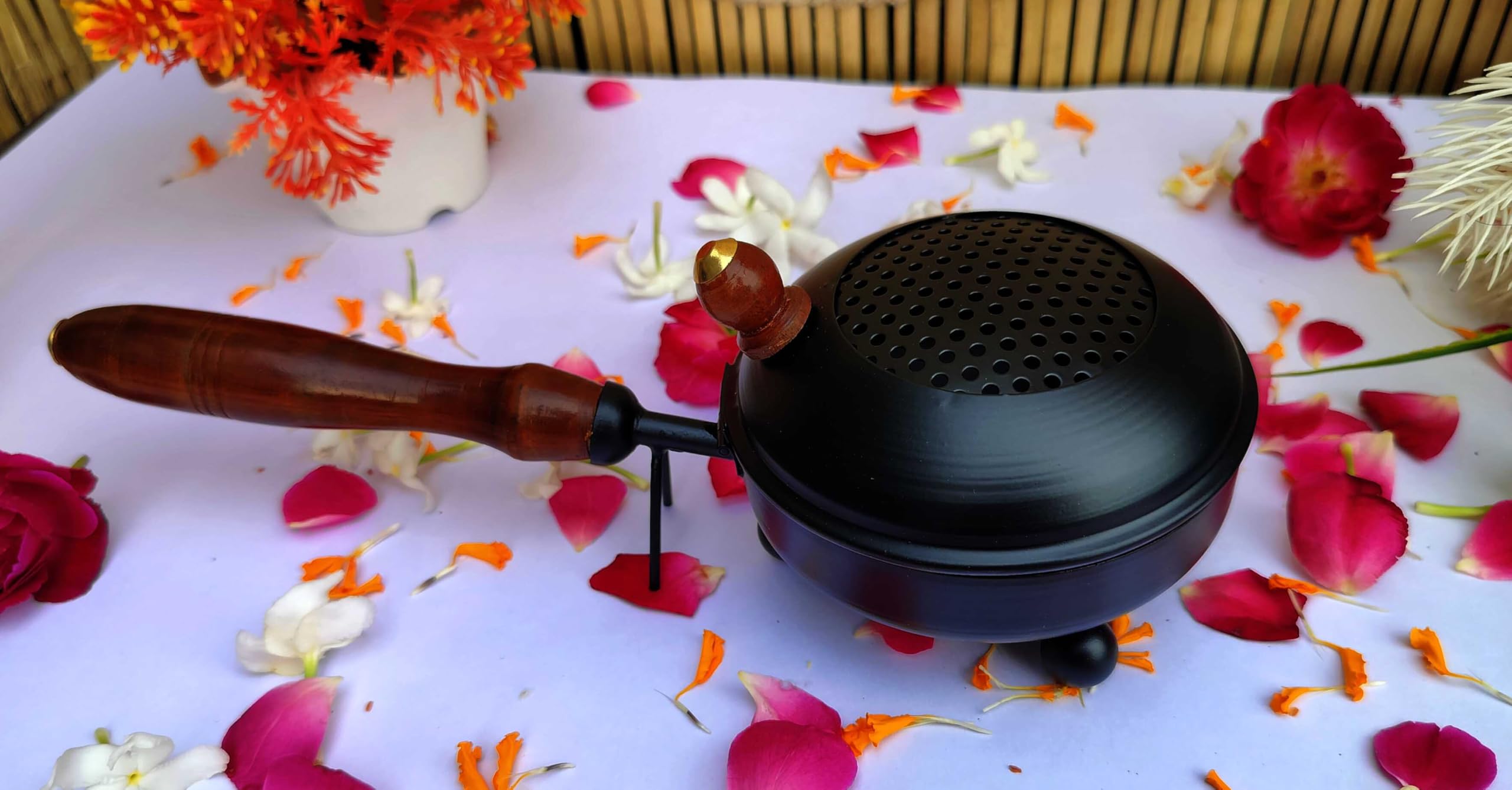 House Decore Metal loban Burner, Metal dhop dani, insense Burner for arti Home and decore for dhuna dhuni Black Color (with Base) (B0D58GDHDW) Amazon Price History, Amazon Price Tracker