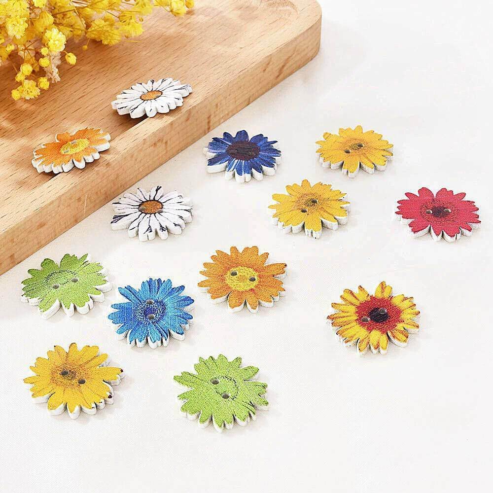100PCS Wooden Buttons Sewing 2-Holes Scrapbooking Button Crafts Flower Shape (25mm)