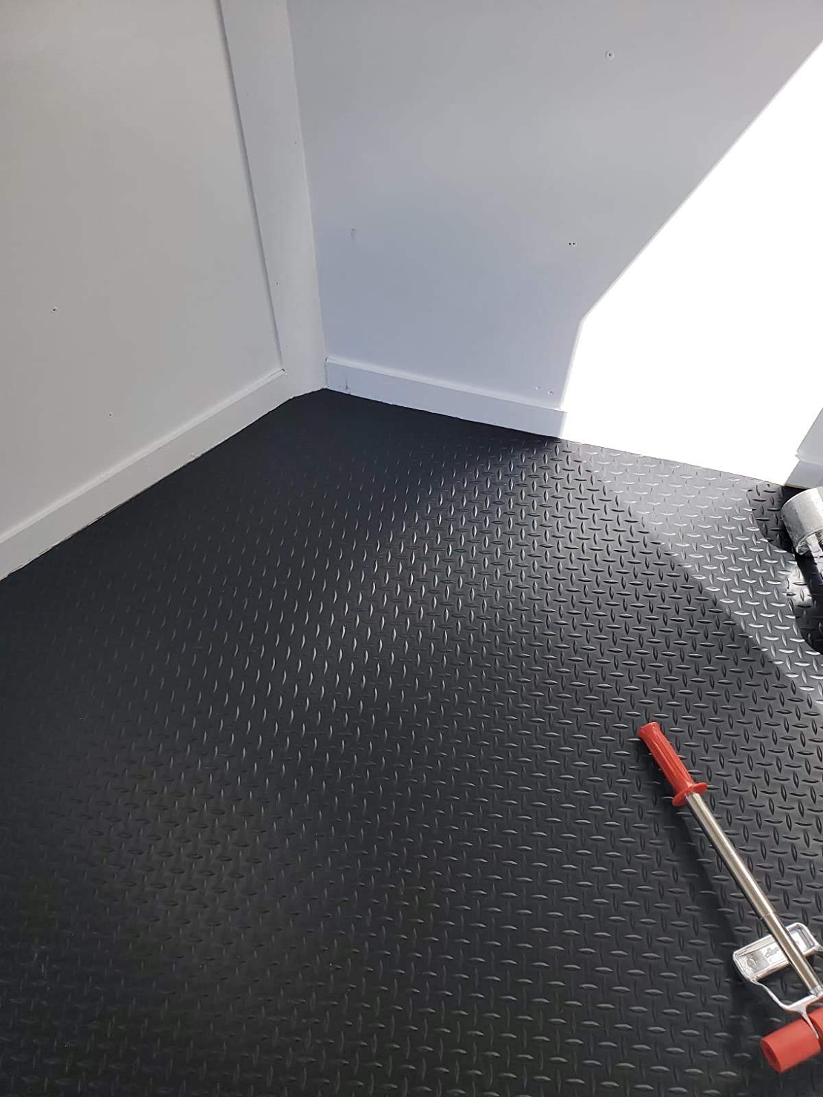 uyoyous gumowa mata 500cm×100cm mata chroniąca podłogę 3mm antypoślizgowa mata do garażu sportowa mata fitness gumowa mata ochronna do piwnicy, warsztatu, garażu, studia fitness, obiektu, magazynu
