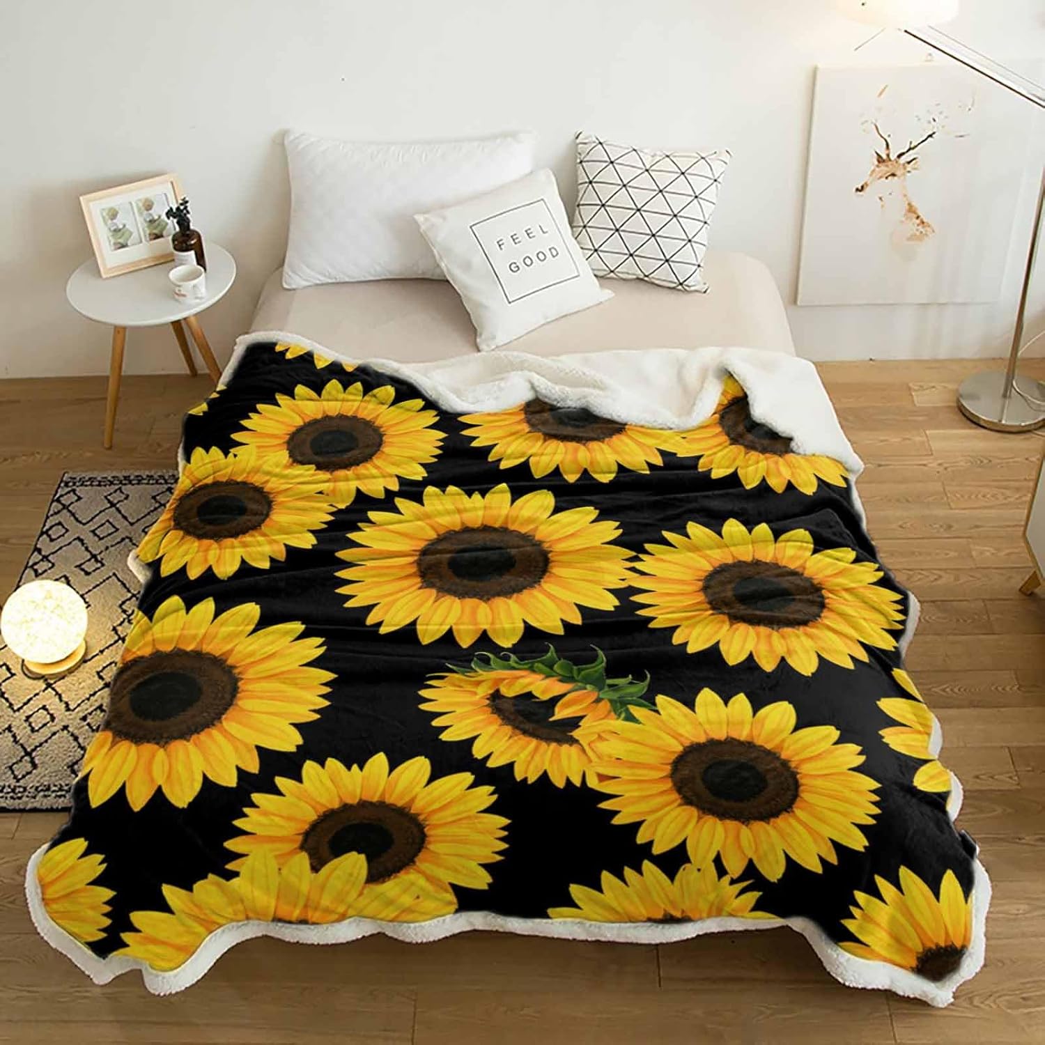 Sunflower Sherpa Fleece Blanket, Super Thick and Warm Cozy Luxury Blanket 40"x50", Vintage Floral Yellow Sunflower Black Background Bed Blanket, Fluffy Plush Microfiber Throw Blanket for Couch