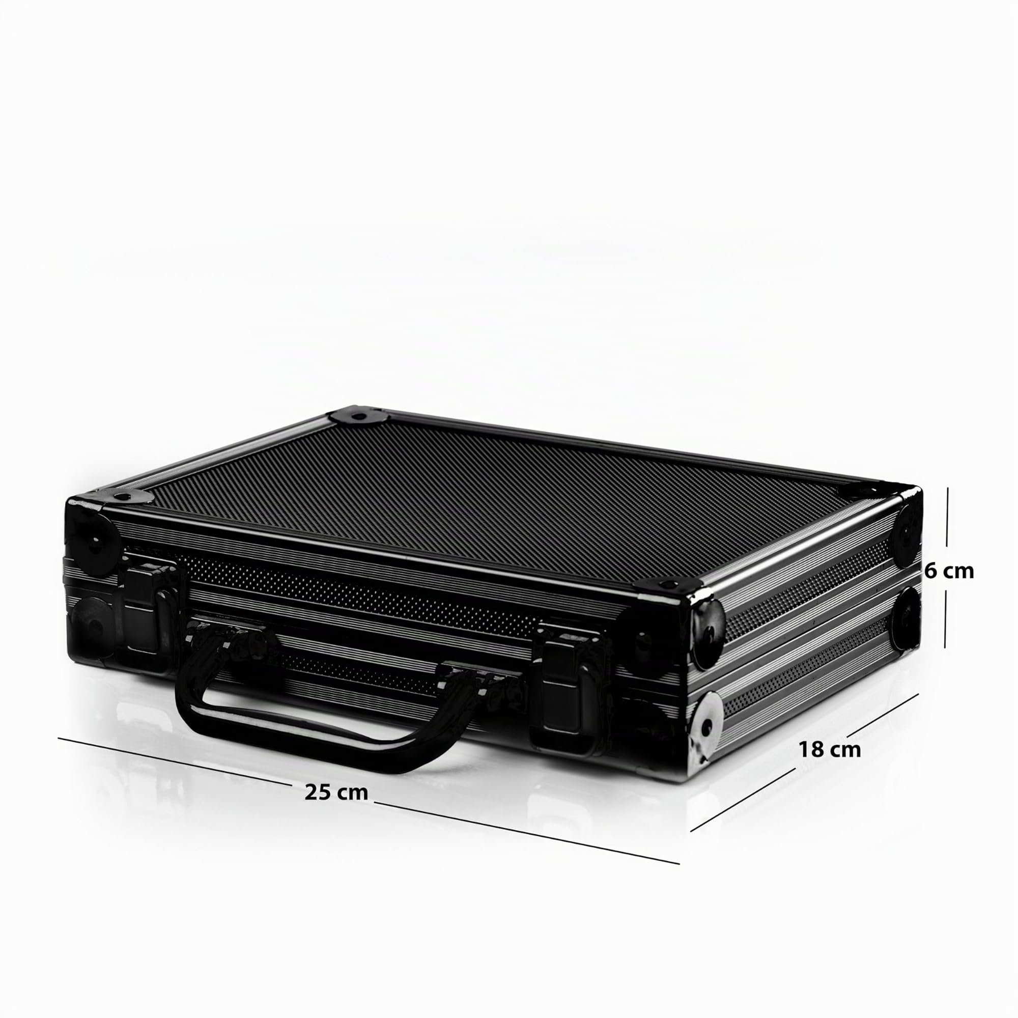 Karella Dartkoffer Alu PAK, großes Profi Dartcase für 4 Satz Darts, Fächer für Zubehör, robust mit Alu-Kantenschutz, in schwarz, Silber und Leopard