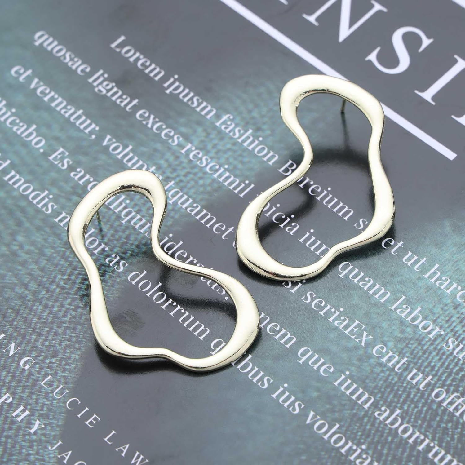 Vintage Large Circle Hoop Earrings Irregular Hoop Drop Earrings Irregular Circle Hoop Earrings Gold Exaggerated Circular Earrings for Women - Image 6