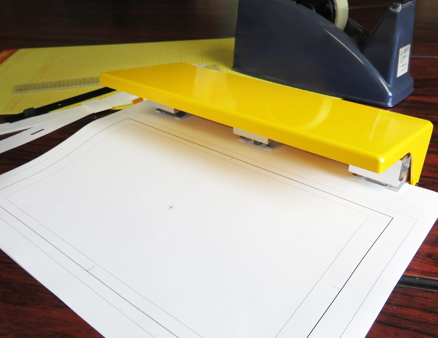 Art Color Anime Punch Machine, Yellow, 9.6 x 2.6 x 3.9 inches