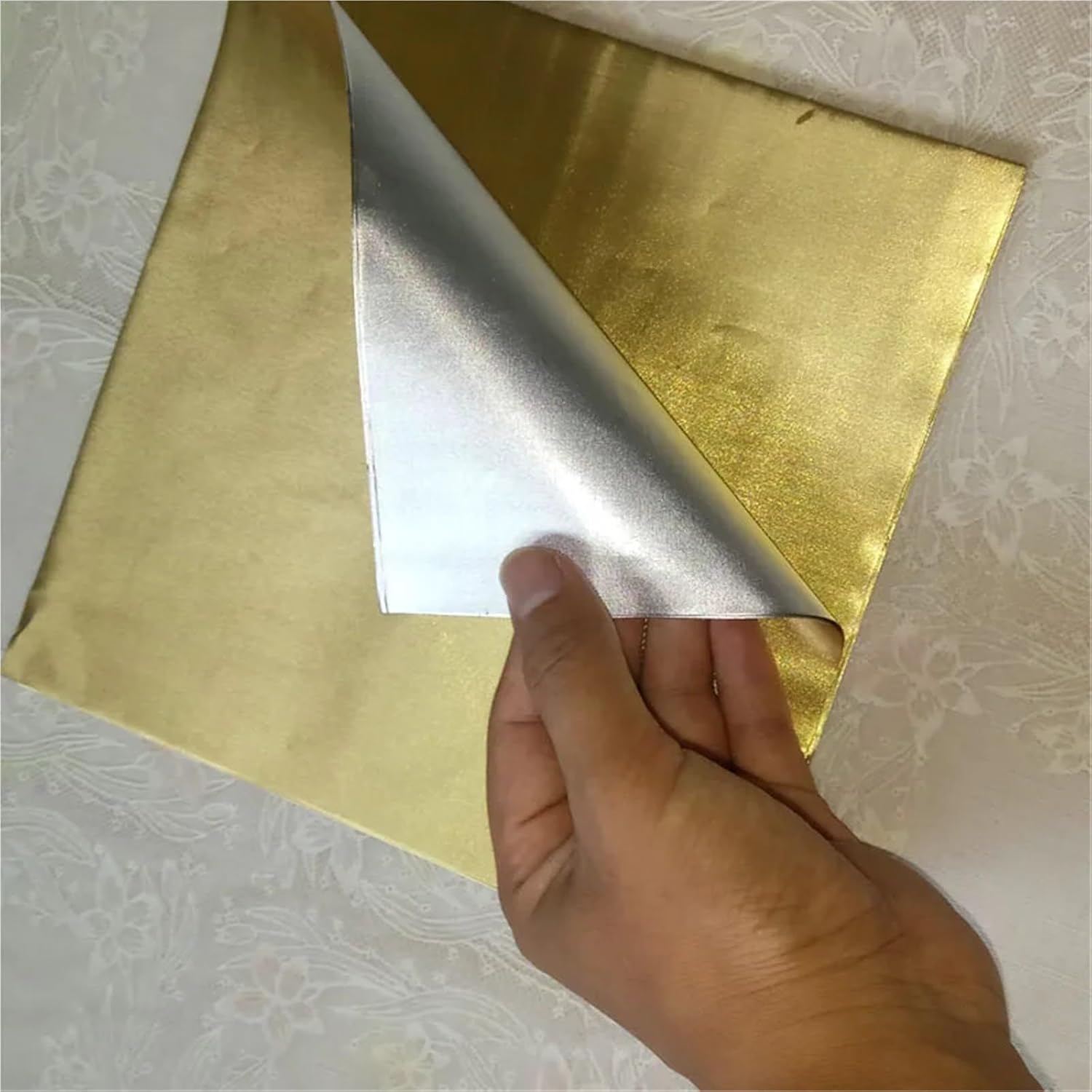 200pcs Aluminium Foil Wrapper Paper Wedding Chocolate Candy Wrapping(Gold)
