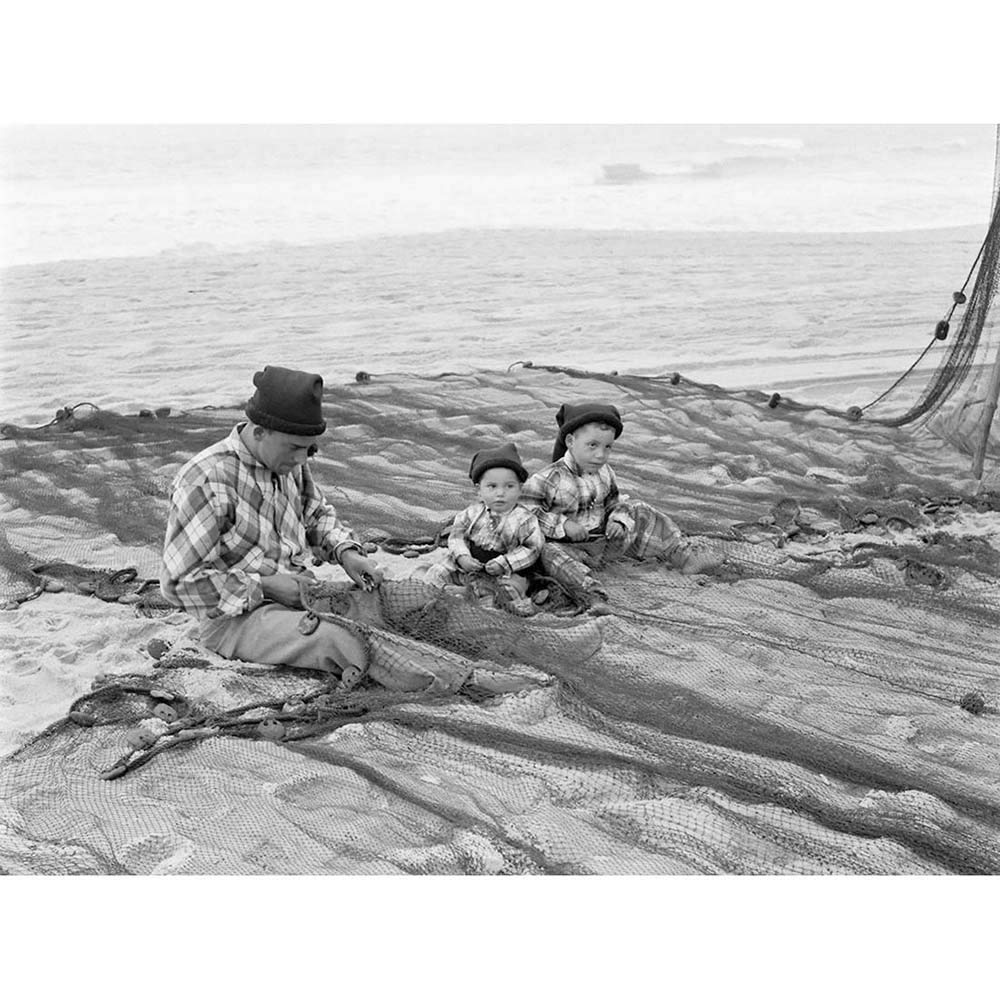 Wee Blue Coo Vintage Portrait Fisherman Boys Nets Nazare Portugal Art Print Poster Wall Decor 12X16 Inch