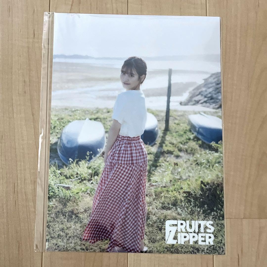Amazon.co.jp: フルーツジッパー クリアポスター 鎮西寿々歌