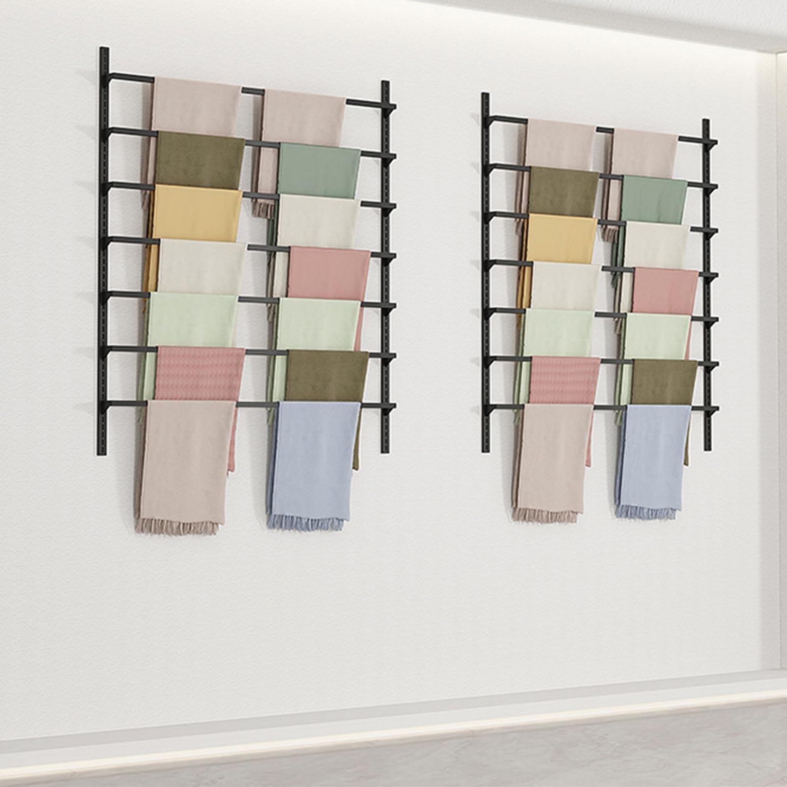 Présentoir mural pour écharpes et serviettes au design épuré et durable