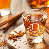 Vista 5 de Vasos de chupito personalizados elaborados con nombre de círculo de 2 onzas, parte inferior negra con texto personalizado para regalos, bodas