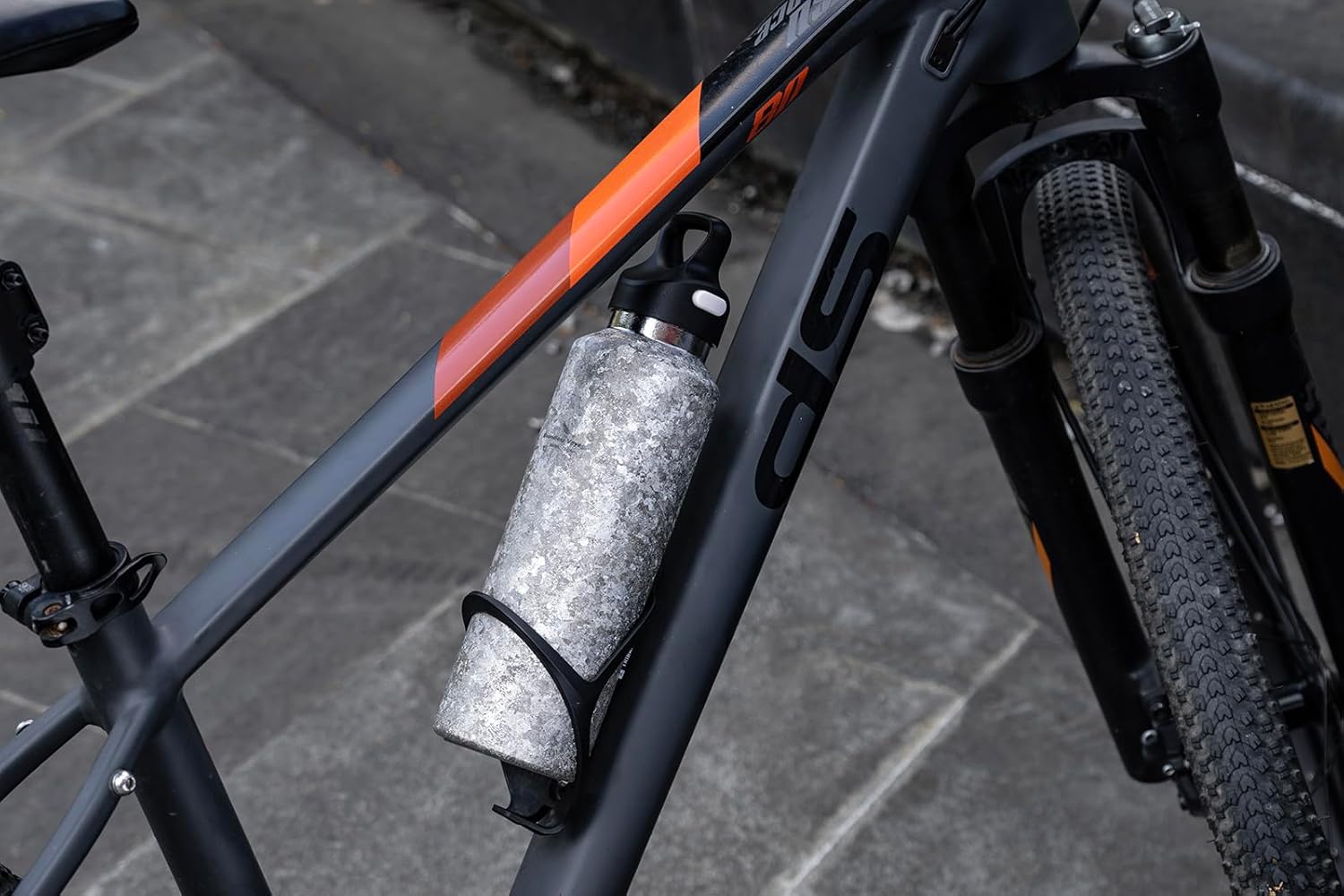 Boundless Voyage Titanium Vacuum Water Bottle Double-Walled Insulated Cup Lightweight and Leak-Proof Travel Outdoor Office School Sport Bottle (380ml blue)