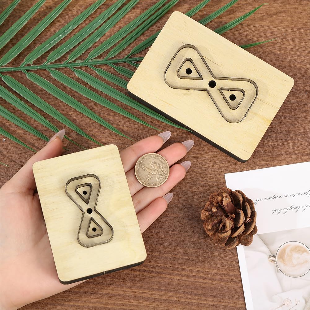 GLOBLELAND 2 Pcs Patchwork Leather Cutting Die Set Cutting Wooden Base Dies Leather Punch Die Cut Templates for Handmade DIY Craft Cloth