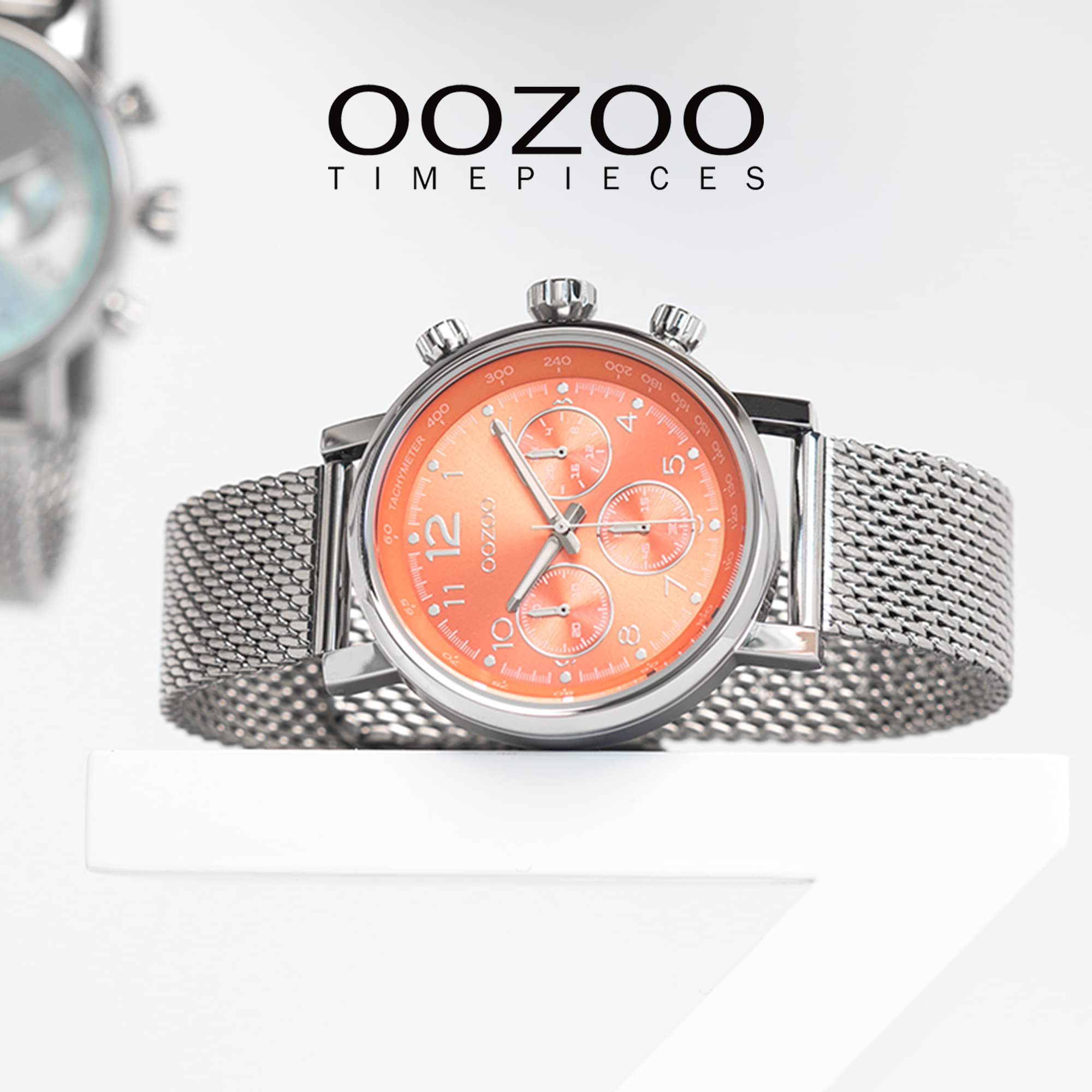 OOZOO Timepieces Orologio da uomo – Orologio da polso da uomo con cinturino in rete da 20 mm – analogico da uomo con cinturino in maglia milanese rotondo, argento/rosso, Bracciale