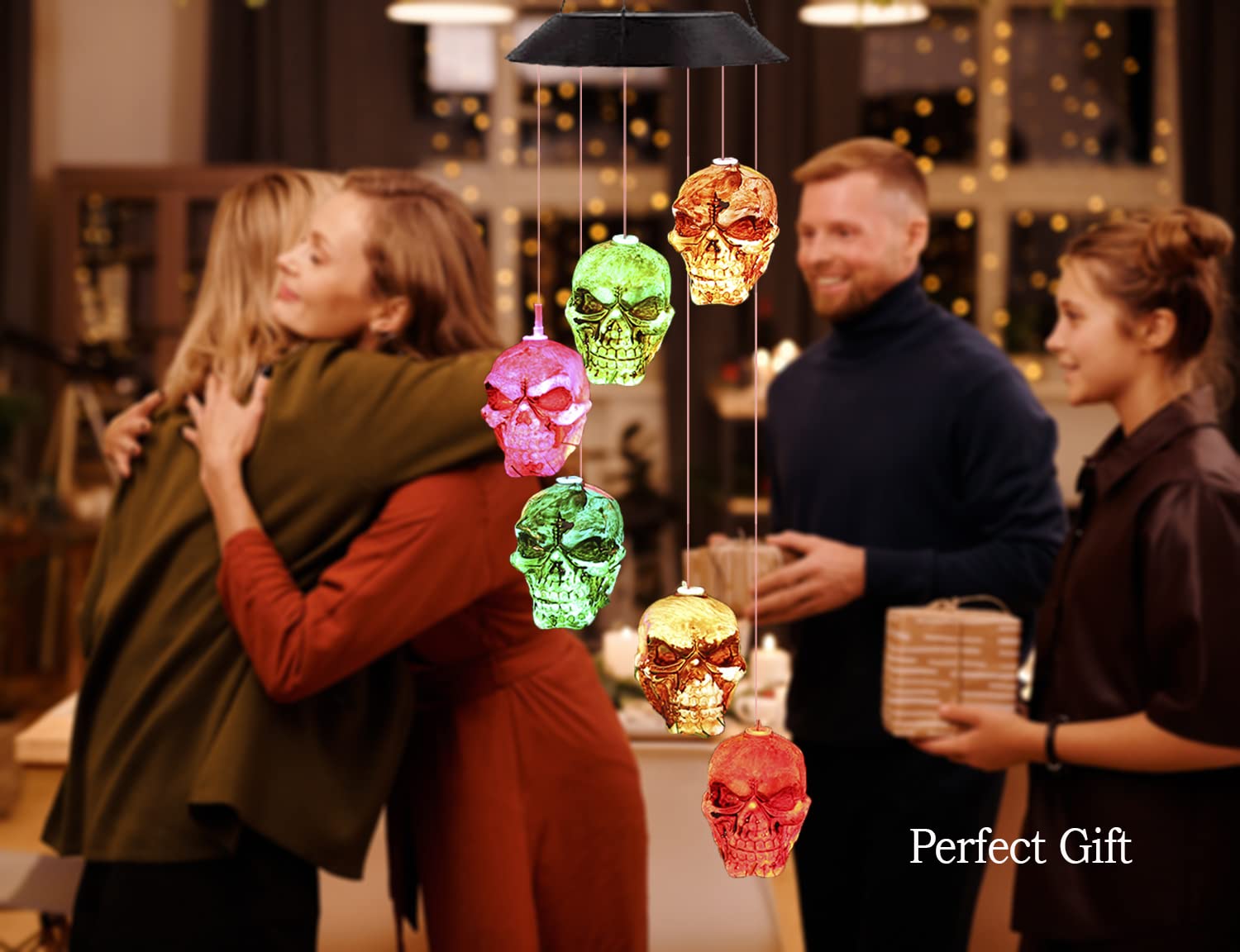 Halloween Skull Head Solar Wind Chimes Lights Outdoor Skull Decorations Hanging Garden Lights Color Changing Decor LED Windchimes, Skull Gift for Birthdays, Theme Parties, Haunted House Party