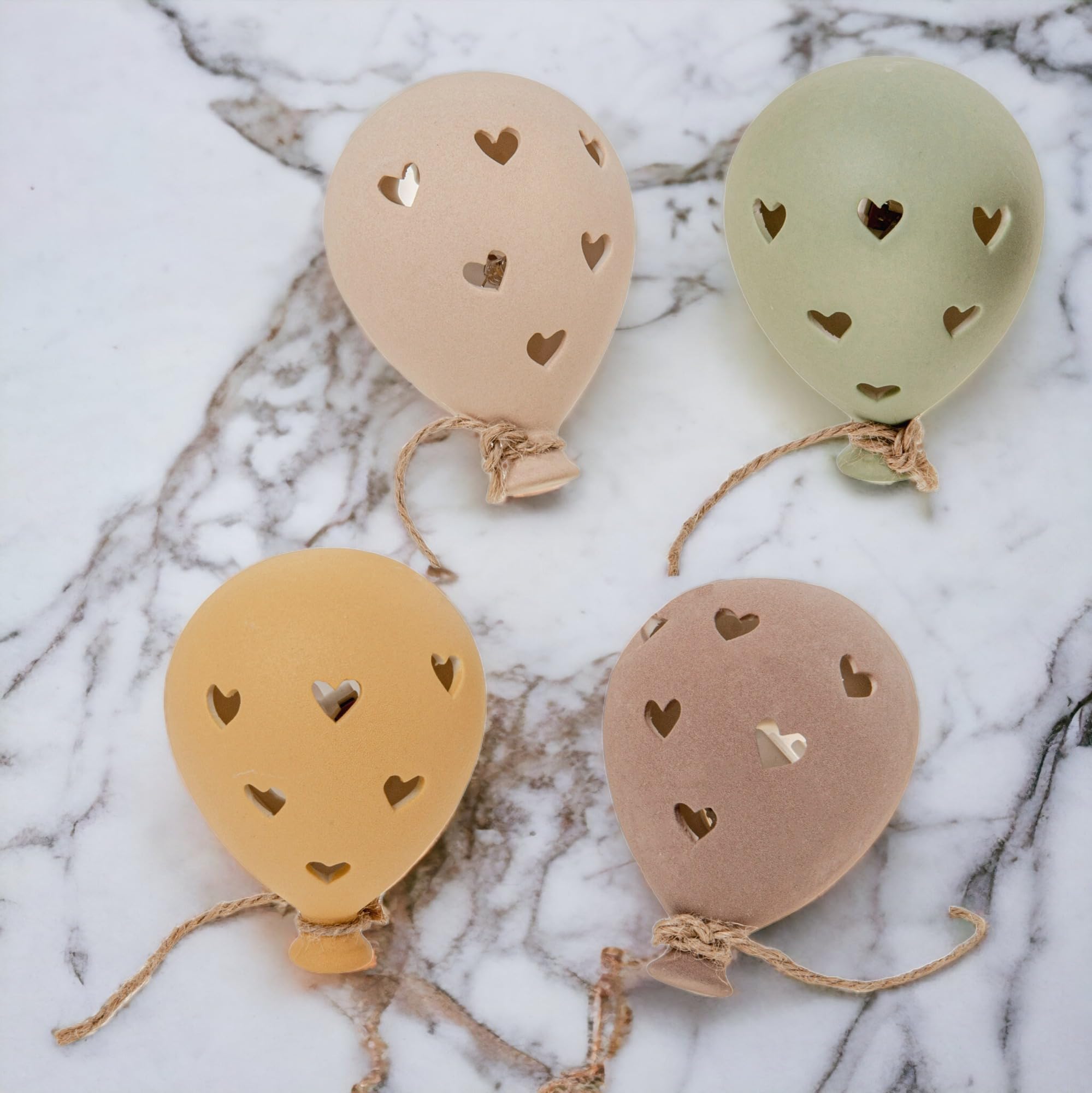 Doni Bomboniere Battesimo 4PZ Lampada con LED A Forma Notturna Lucina Balloon Originali Compleanno Diciottesimo Primo Prima Comunione Santa Cresima di Palloncino Cordoncino E Cuori Traforati Idee
