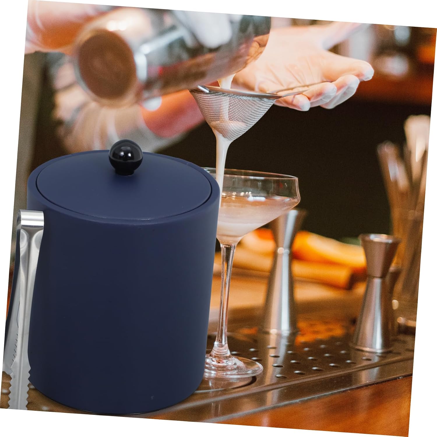 Luxshiny Large Insulated Stainless Steel Ice Bucket with Lid and Tongs Round Ice Bucket for Cocktail Bar Parties and Food Storage