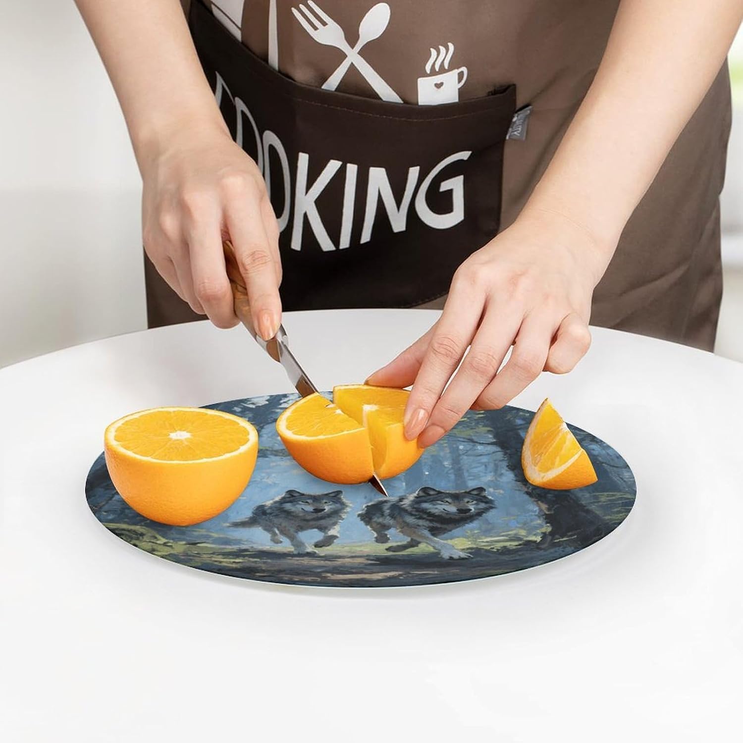 Wolf Forest Chopping Block Tempered Glass Cutting Board Mats Round Countertop Cutting Boards Small Charcuterie Boards Bar Cheese Board Snack Tray