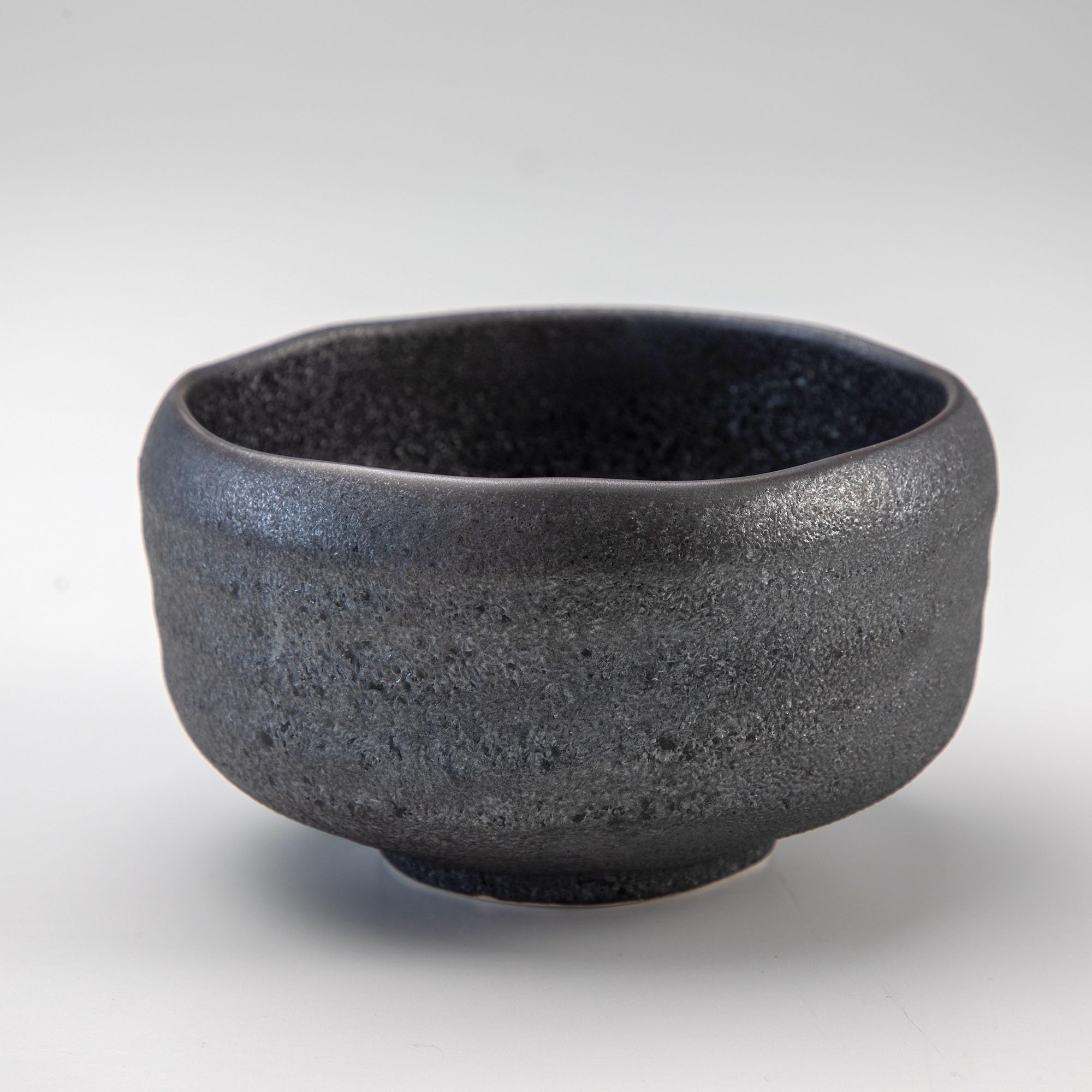 Bol à matcha japonais fait main, bol à thé en grès Mino (argent fumé)