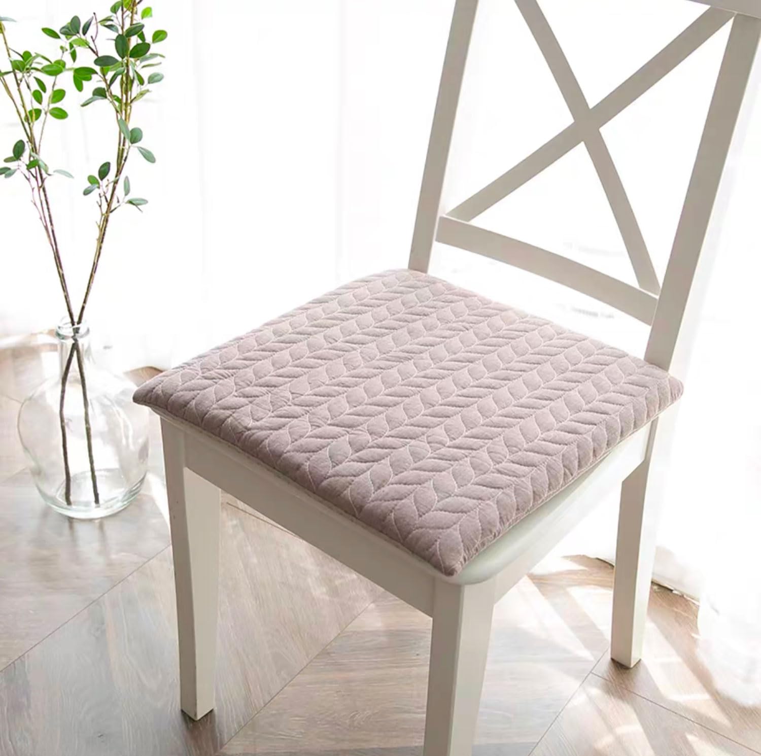 MGEMJMJ Shaped Chair Cushions For Dining Chairs With Ties And Machine Washable Cover Thick Non Slip Chair Pads For Indoor Kitchen Office Use(Size:50x50cm(20x20inch),Color:brown)