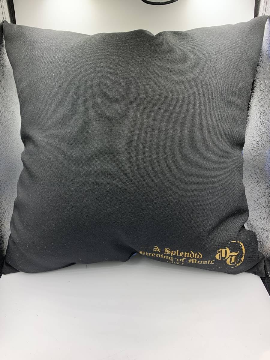 エクササイズクッション 黒 三角形 GACKT し*く様 エクストラクッション/GACKTプロデュース《ブラック》 - メルカリ