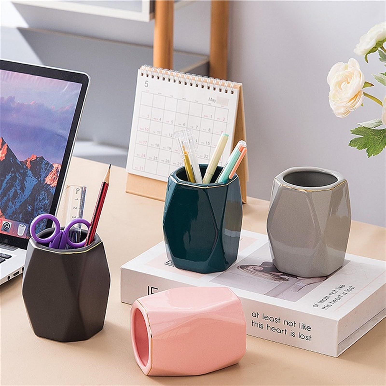 Moderner Schreibtisch-Organizer aus Keramik, kreativer Büro-Stifthalter, einfacher Stil, Make-up-Pinsel-Organizer, Beauty-Werkzeug, Aufbewahrungseimer, Augenbrauen-Stiftehalter (schwarz)