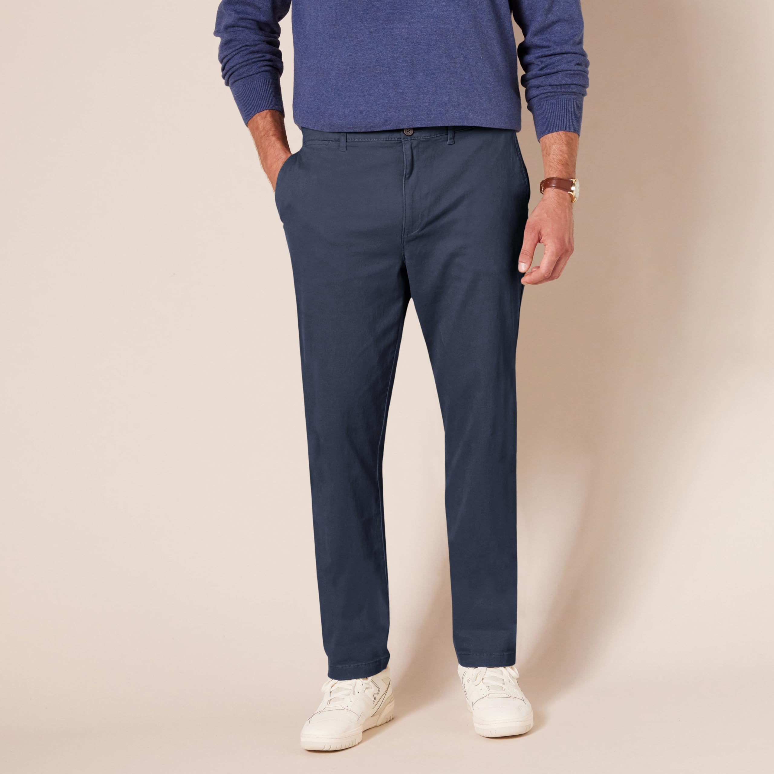 Amazon Essentials Pantalones Informales de Estilo Chino, Elásticos y de Corte Ajustado Hombre — view 5
