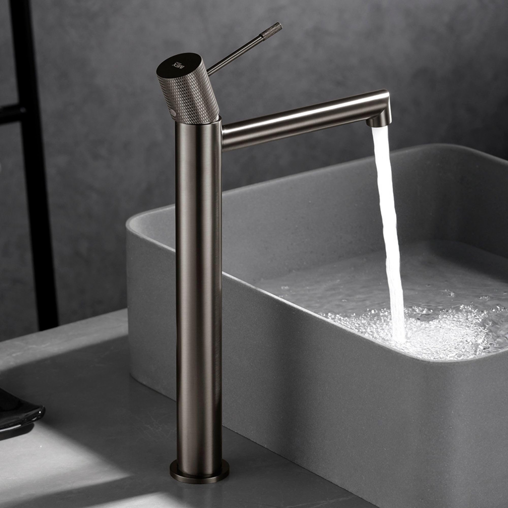 IMEX - Rubinetto Lavabo Nichel Bocca Alta | Miscelatore Bagno Acqua Fredda/Calda | Monocomando Effetto Cascata Bocca Ottone, Risparmio Idrico | Serie Line | Colore Nichel Spazzolato