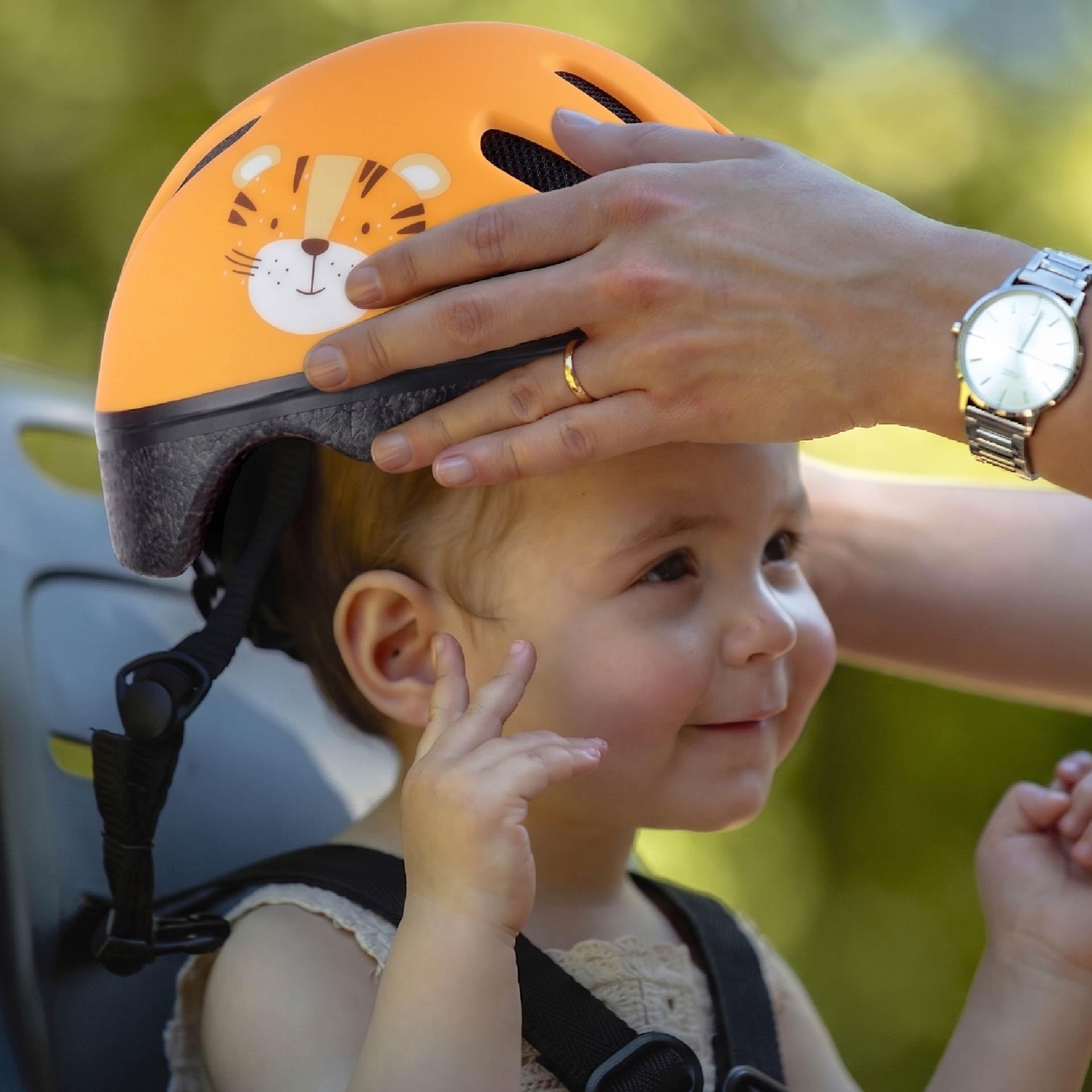 XXS Casco Bebé Polisport AMZ (44-48 cm) - Casco Bambino Leggero 190g Con 6 Prese D’Aria E Rete Anti-Insetti. Casco Da Ciclismo Per Bambino Piccolo, Balance Bike, Triciclo E Seggiolini Anteriori