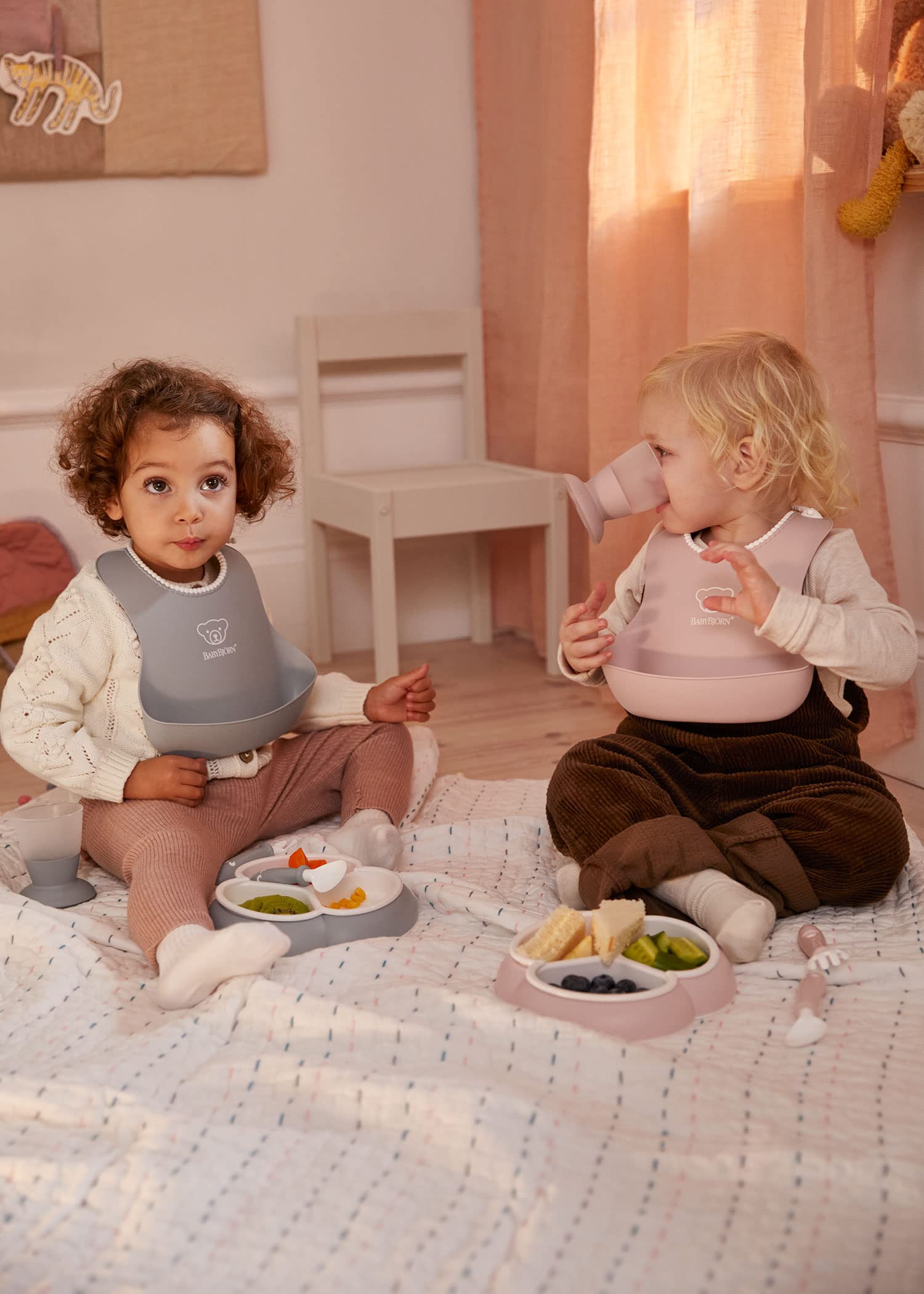 BabyBjörn Śliniak, 2 szt. Szary/Pastelowy róż