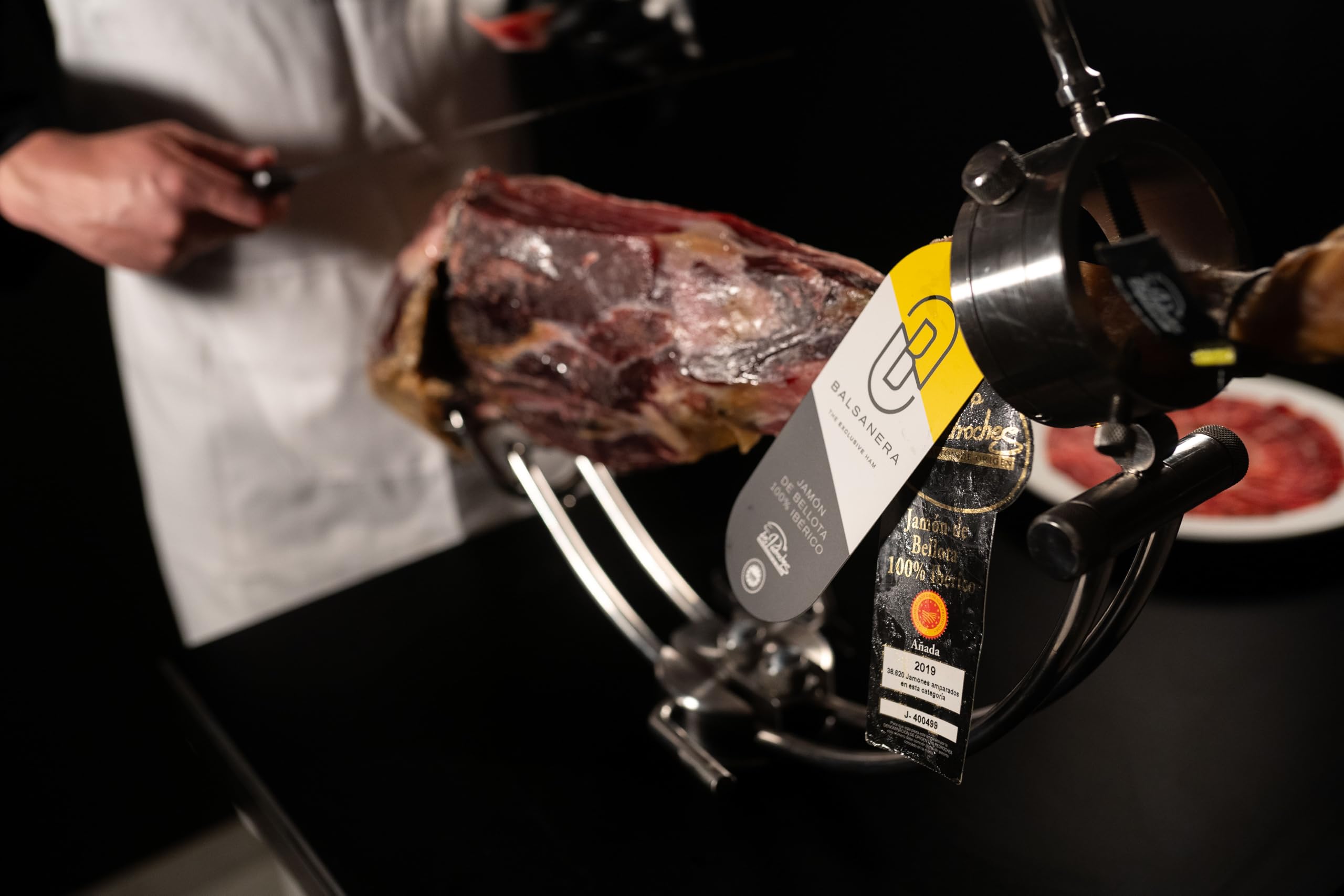 Balsanera Ibérico - Prosciutto Iberico di Ghianda 100% D.O. Los Pedroches | Premio 'Encina de Oro' y 'Great Taste Award' | Peso approssimativo: 6.5-7 Kg | Stagionatura: 32 a 40 meses