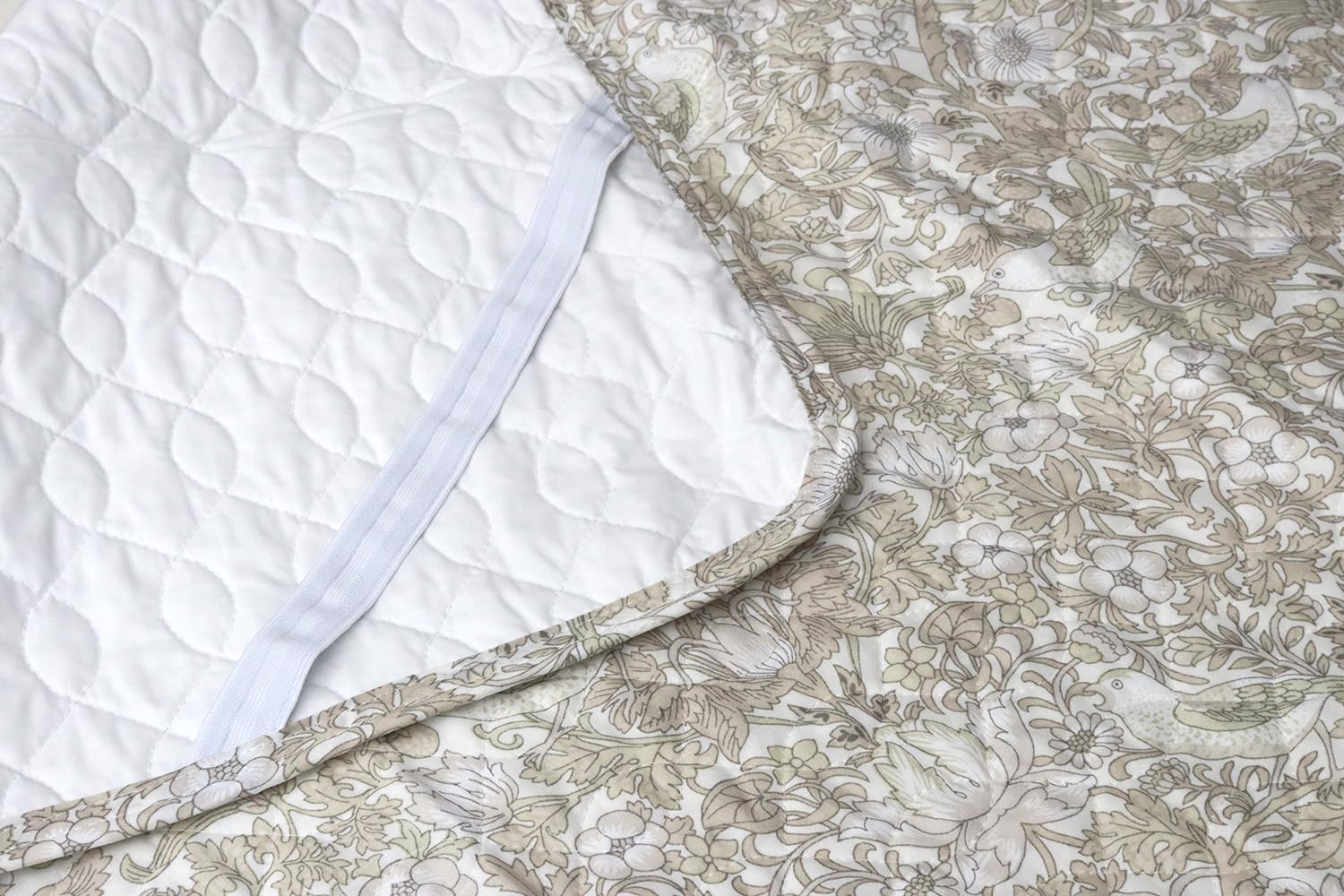 Amazon｜ロマンス小杉 敷きパッド ダブル V&A(ヴィクトリア&アルバート