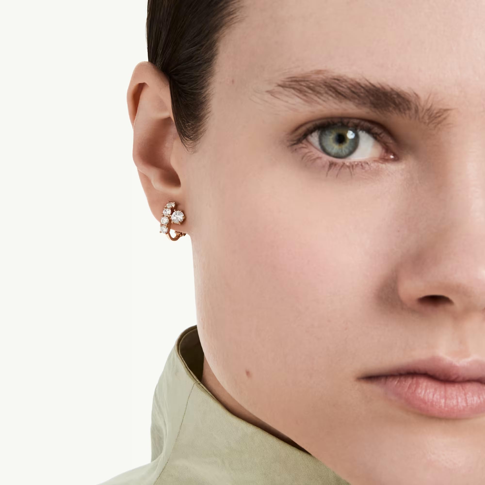 Swarovski Ohrclips Matrix, Rundschliff, weiß, 18 kt Roségold-Finish