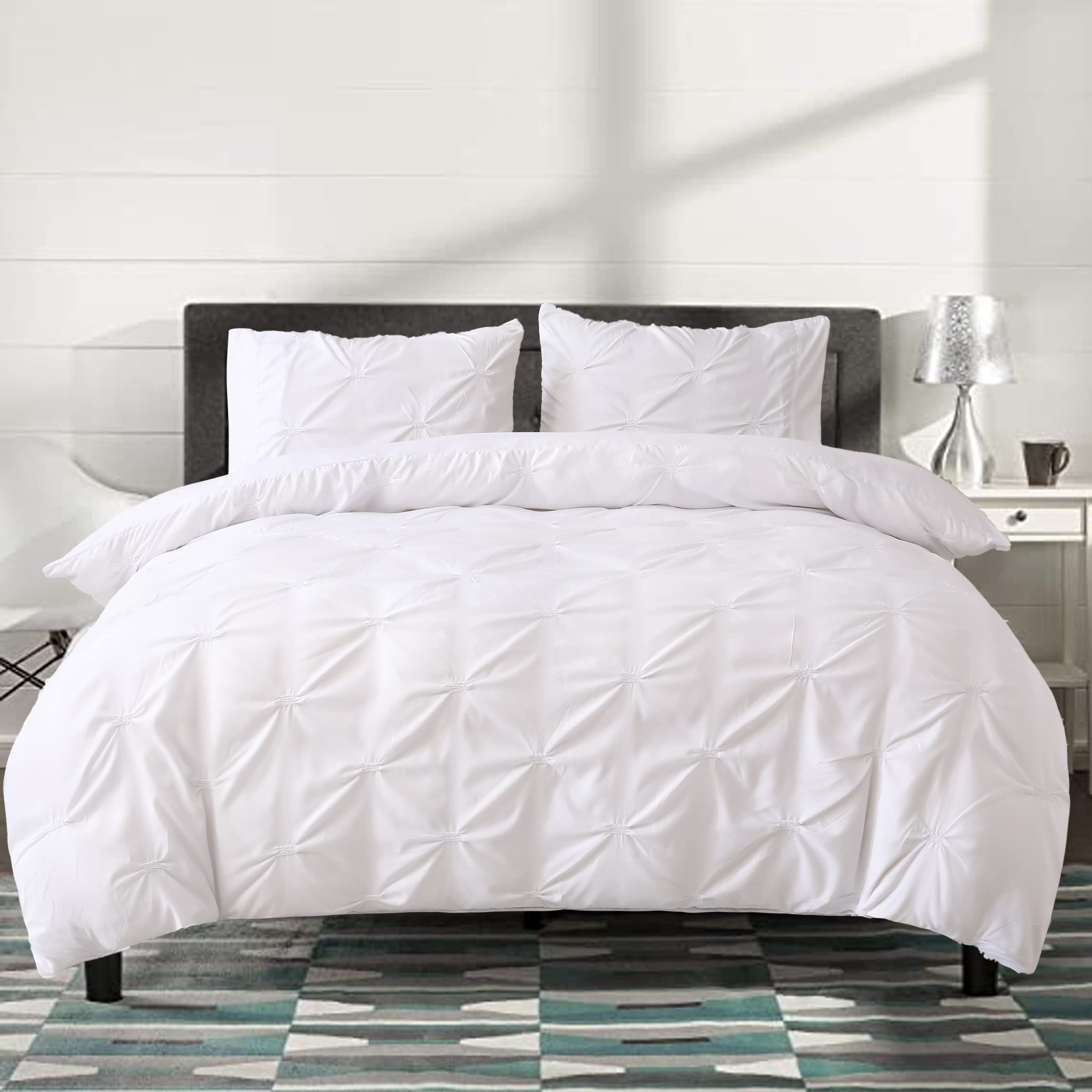 Modern 3 Pieces Pin-Tuck Duvet Covers Quilted Bedding Set with 2 Matching Pillow Cases. (White, Double)
