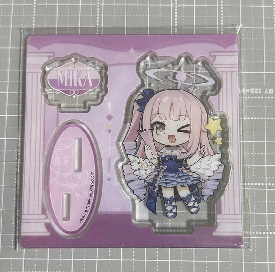 【極美品】聖園ミカ　グッズ5点まとめ売り Amazon.co.jp: 聖園ミカ SDアクリルスタンド 仲夏夜舞会 中国
