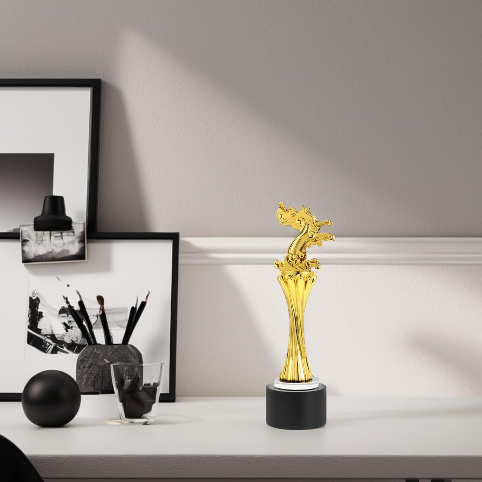 Mikinona Drachenboot trophäe aus Hochwertigem Resin Dekorativer Preis für Ruderwettbewerbe Fein Gearbeitete Team Auszeichnung Symbolisiert Zusammenarbeit und Sportlichen Erfolg für
