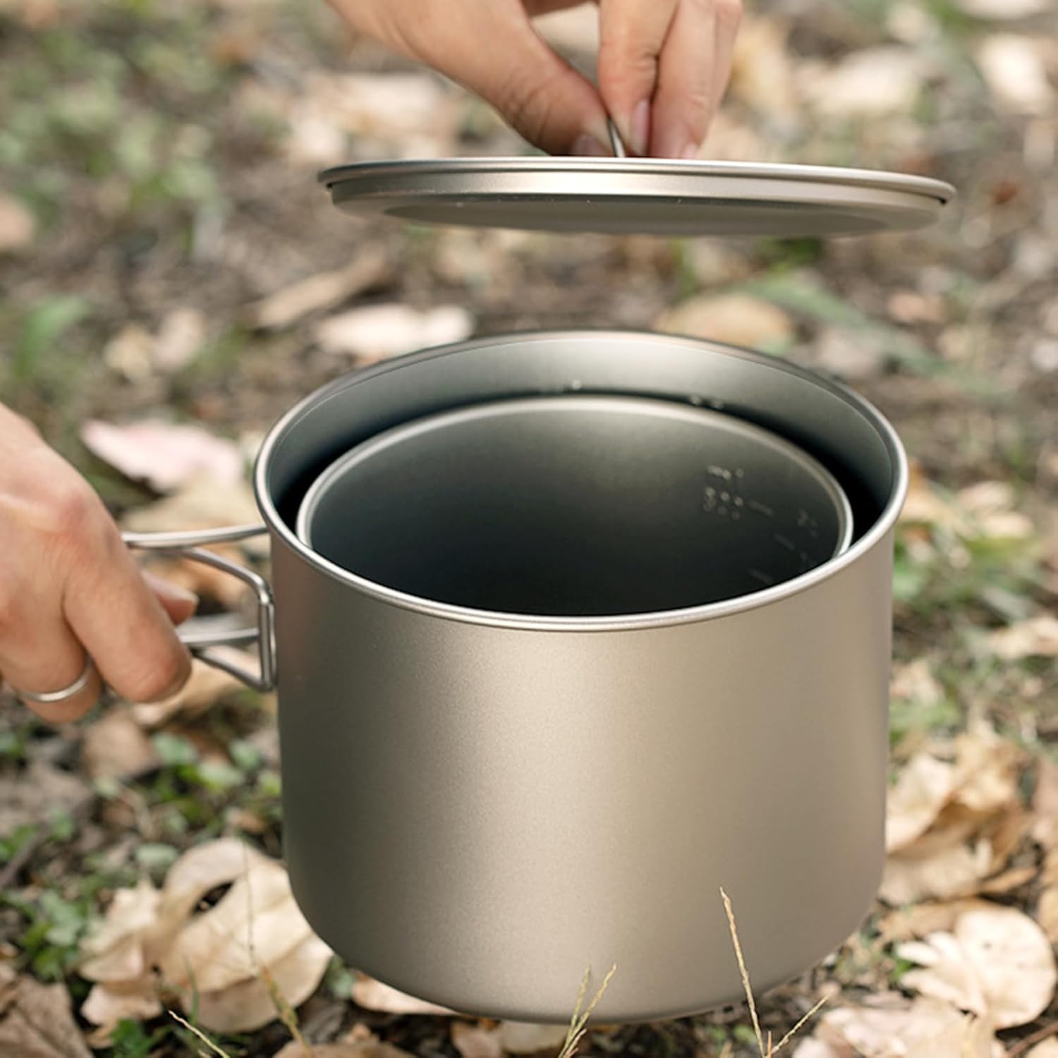 Titanium Pot 900ml & 1100ml & 1600ml Lightweight Camping Cookware for Outdoor Hiking Backpacking Travel, Non-Toxic Druable Cooking Pot with Lid & Folding Handle