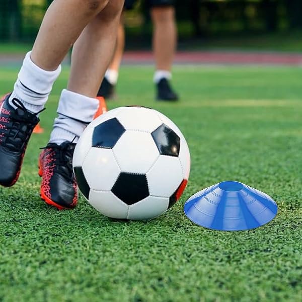 HBWHNIU Plots de Marquage pour Football Cône, Plots Entraînement Cônes de Marquage, avec Support Noir, 5 Couleurs Plots Sport pour Délimitation Entraînement Football - 4