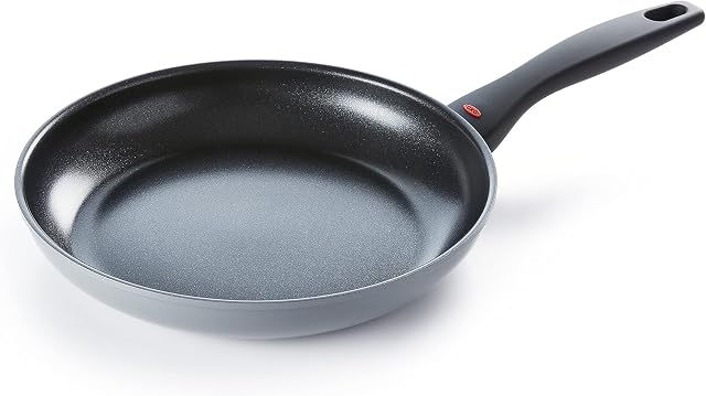 OXO Softworks Hard Anodized 24 cm Frying Pan Skillet, 3-Layered German Engineered Non-Stick Coating, Stainless Steel Soft-Touch Handle, Induction, Oven safe up to 180 °C, Dishwasher Safe, Grey
