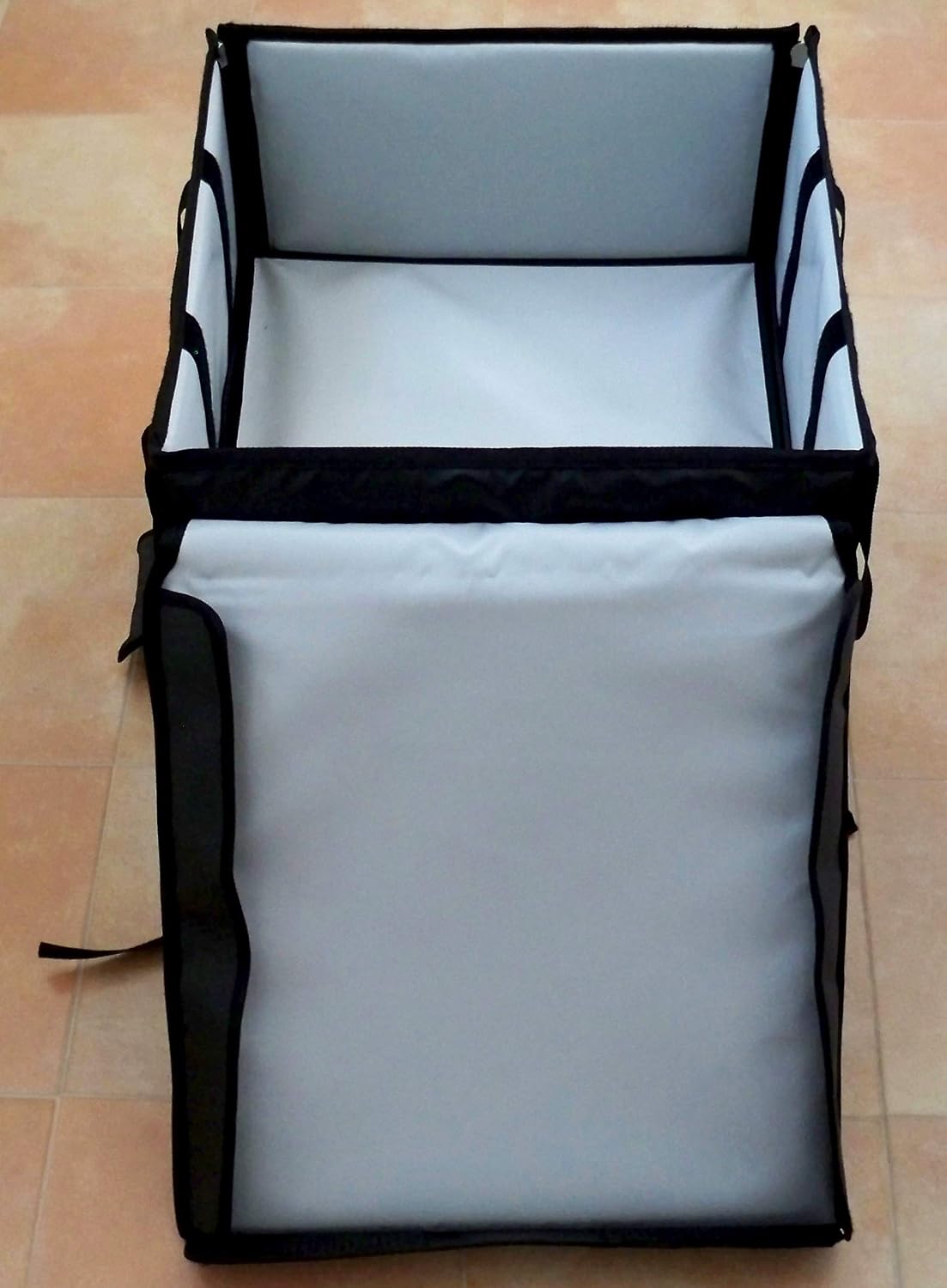 Bolsas y mochilas isotérmicas para el reparto de comida, pizza, tipo Glovo  y Deliveroo. Nuevas. MADE IN SPAIN. Las más grandes: 47X47X45 cm, 90 l,  2,850 gr. : Amazon.es: Industria, empresas y ciencia