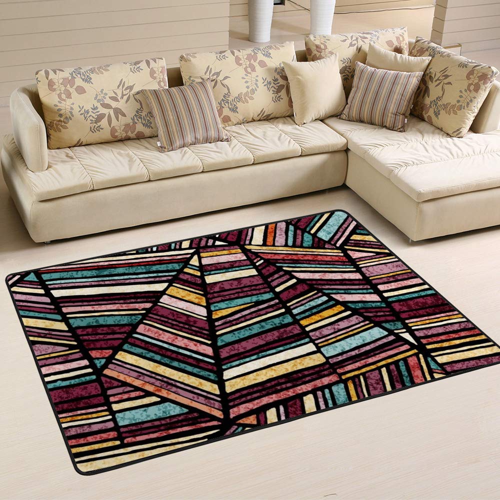 Tapis abstrait motif géométrie foncée pour réveiller le salon
