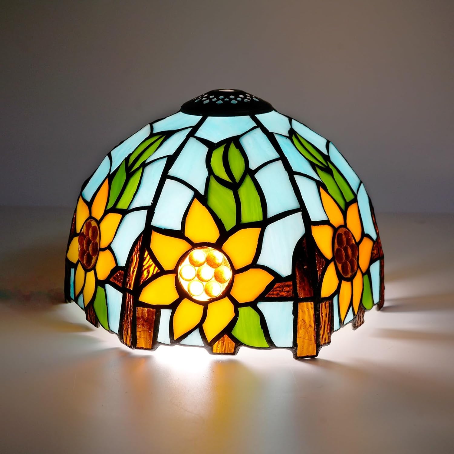 Tiffany Style Lamp Shade Replacement 8 Inch Sunflowers Floral Stained Glass Ceiling Light Shade Handcrafted Dome Small Lampshade for Beside Table lamps Pendant Lights Chandeliers