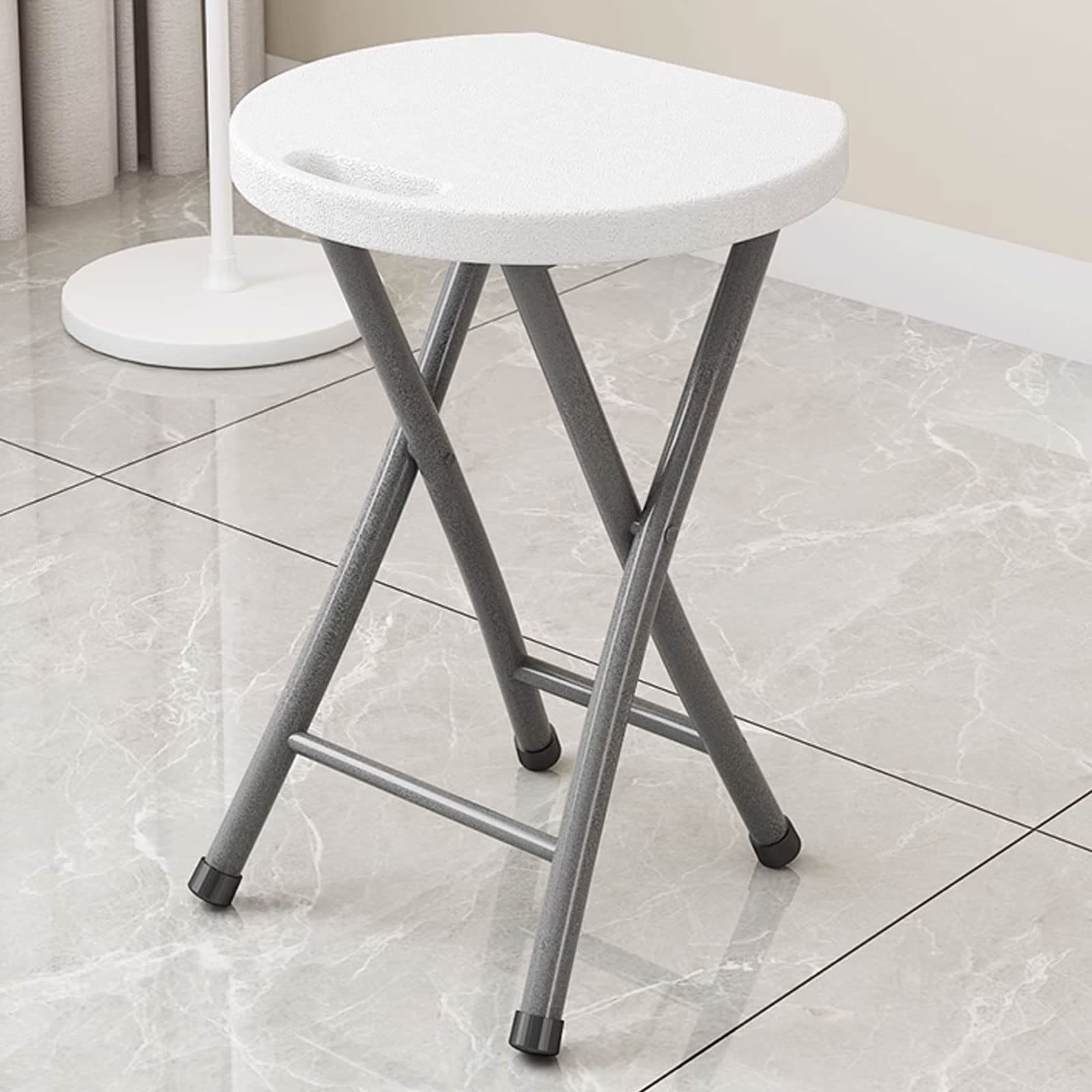 Silla plegable portátil para adultos, taburete redondo de 45 cm de alto, taburete plegable blanco compacto para exteriores, camping, viajes, diseño ligero y ahorra espacio