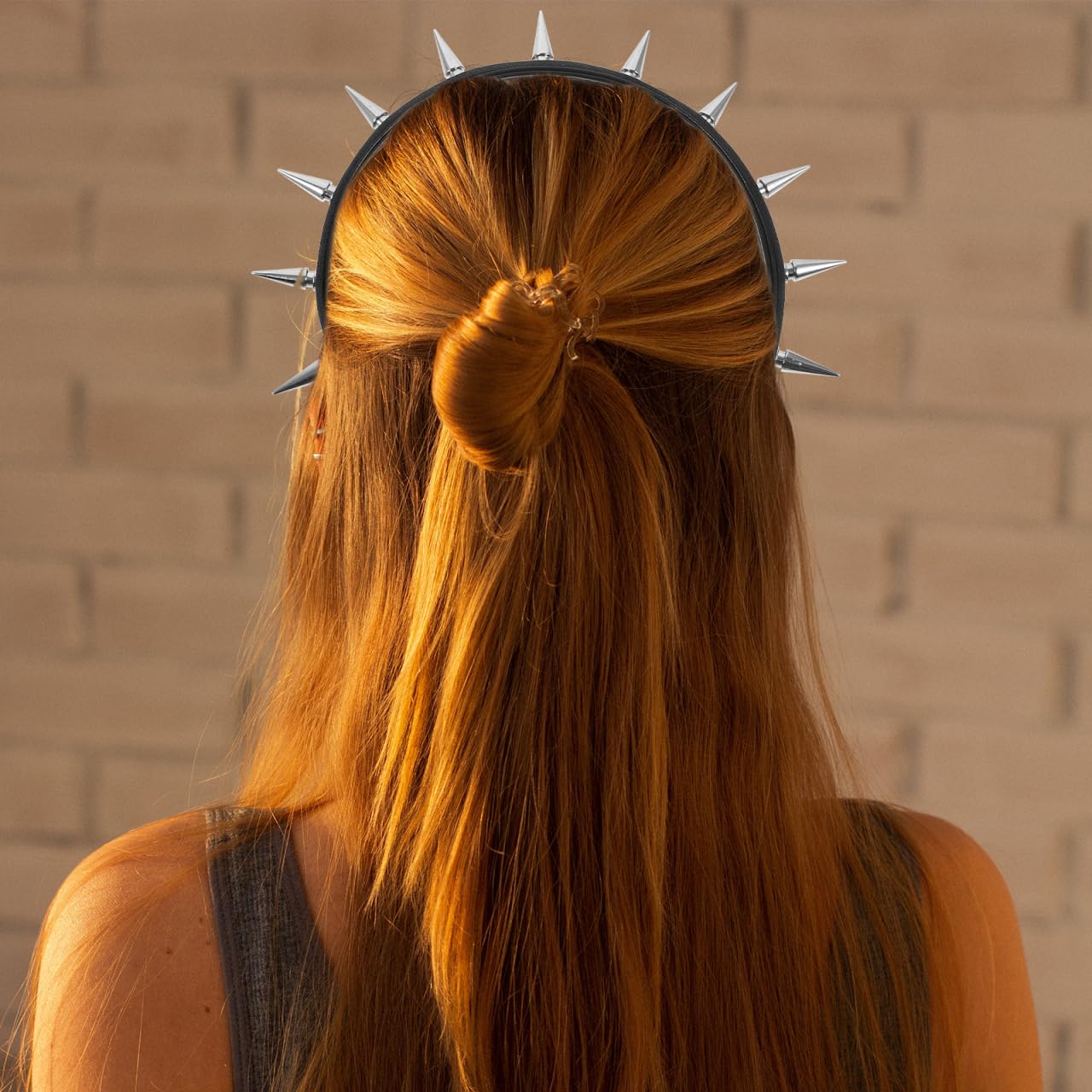 Didiseaon Punk Rivet Headband: Silver Metal Stud Rivet Spike Headband Lightweight Gothic Spiked Embellished Headpiece Accessory for Parties Halloween - Image 3