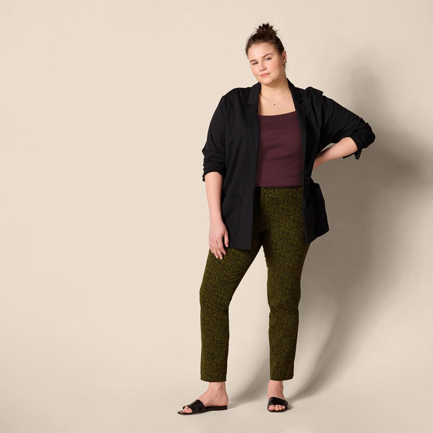 Amazon Essentials Women's Slim-Fit Half Sleeve Square Neck T-Shirt - Image 7